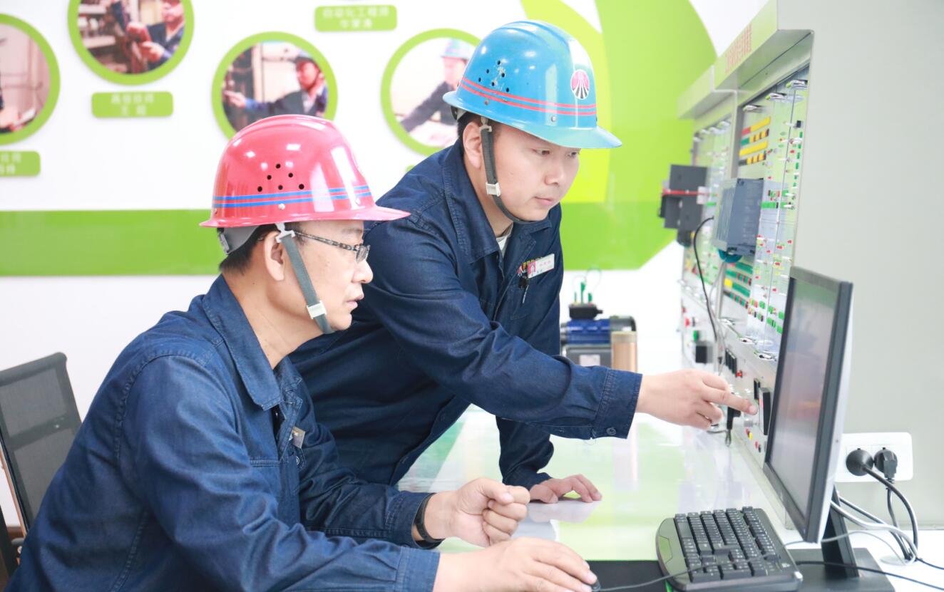 繪制“人才藍圖” 激發(fā)人才活力 繪制“人才藍圖” 激發(fā)人才活力