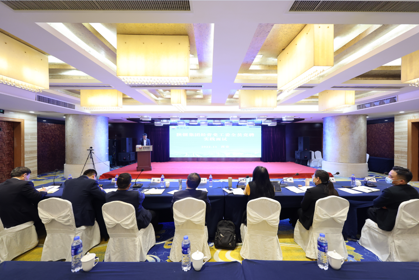 破四唯 立新標(biāo) 經(jīng)營黨工委公開選聘拉開人才改革新帷幕 破四唯 立新標(biāo) 經(jīng)營黨工委公開選聘拉開人才改革新帷幕