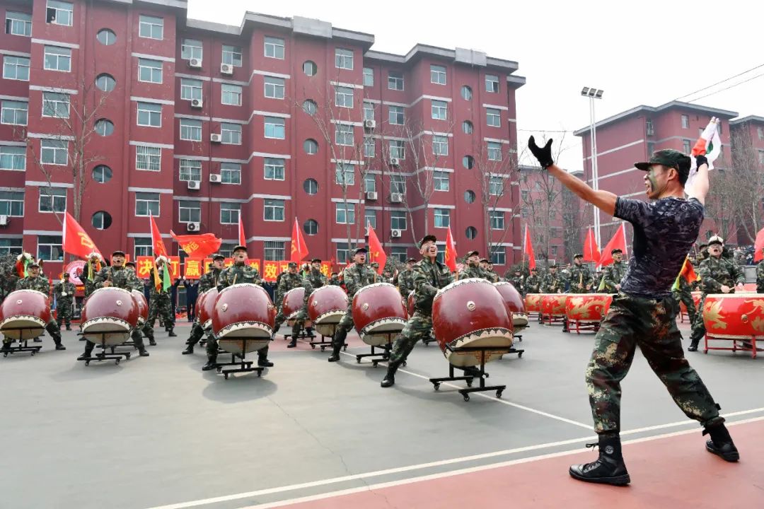 龍鋼公司舉辦2023年一季一賽暨第七屆“鼓舞龍鋼”職工鑼鼓展演活動 龍鋼公司舉辦2023年一季一賽暨第七屆“鼓舞龍鋼”職工鑼鼓展演活動