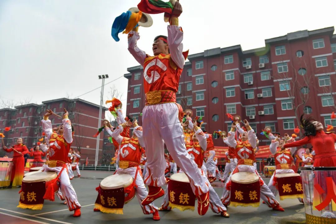 龍鋼公司舉辦2023年一季一賽暨第七屆“鼓舞龍鋼”職工鑼鼓展演活動 龍鋼公司舉辦2023年一季一賽暨第七屆“鼓舞龍鋼”職工鑼鼓展演活動