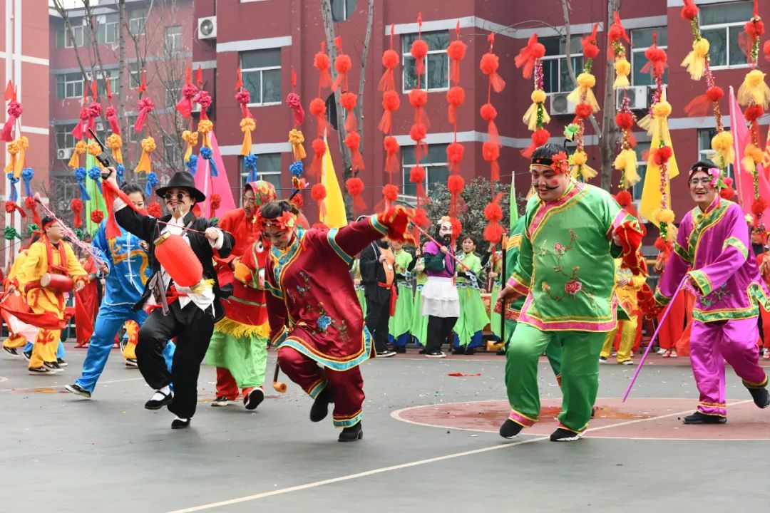 龍鋼公司舉辦2023年一季一賽暨第七屆“鼓舞龍鋼”職工鑼鼓展演活動 龍鋼公司舉辦2023年一季一賽暨第七屆“鼓舞龍鋼”職工鑼鼓展演活動