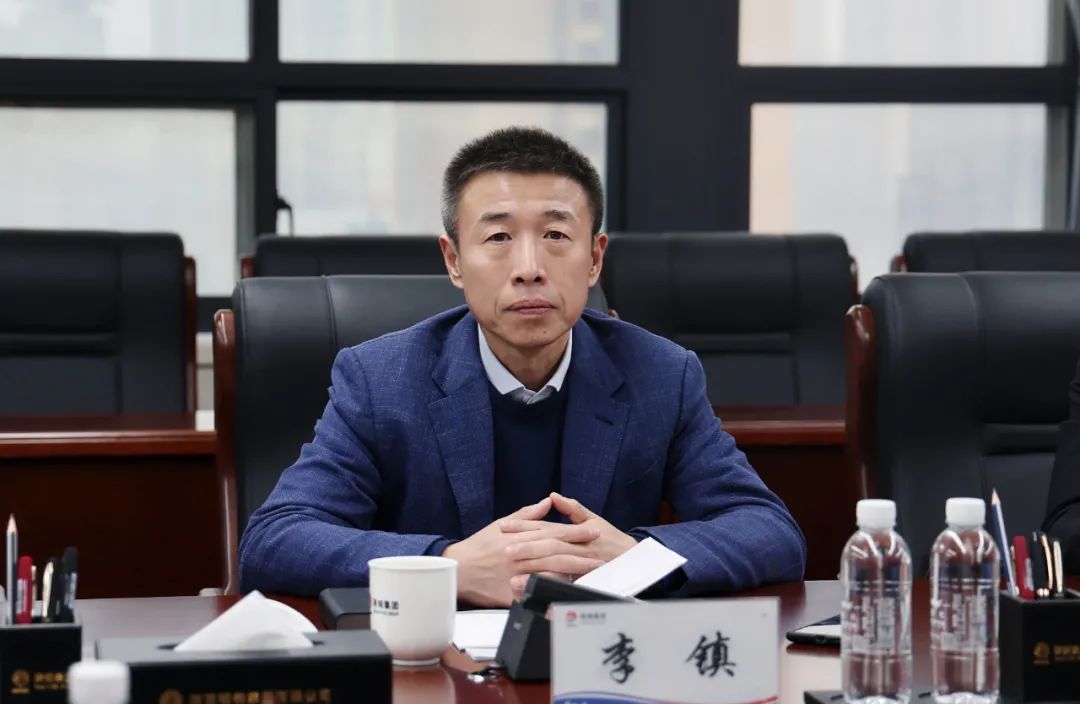 陜鋼集團(tuán)與攀鋼集團(tuán)簽訂戰(zhàn)略合作協(xié)議 陜鋼集團(tuán)與攀鋼集團(tuán)簽訂戰(zhàn)略合作協(xié)議