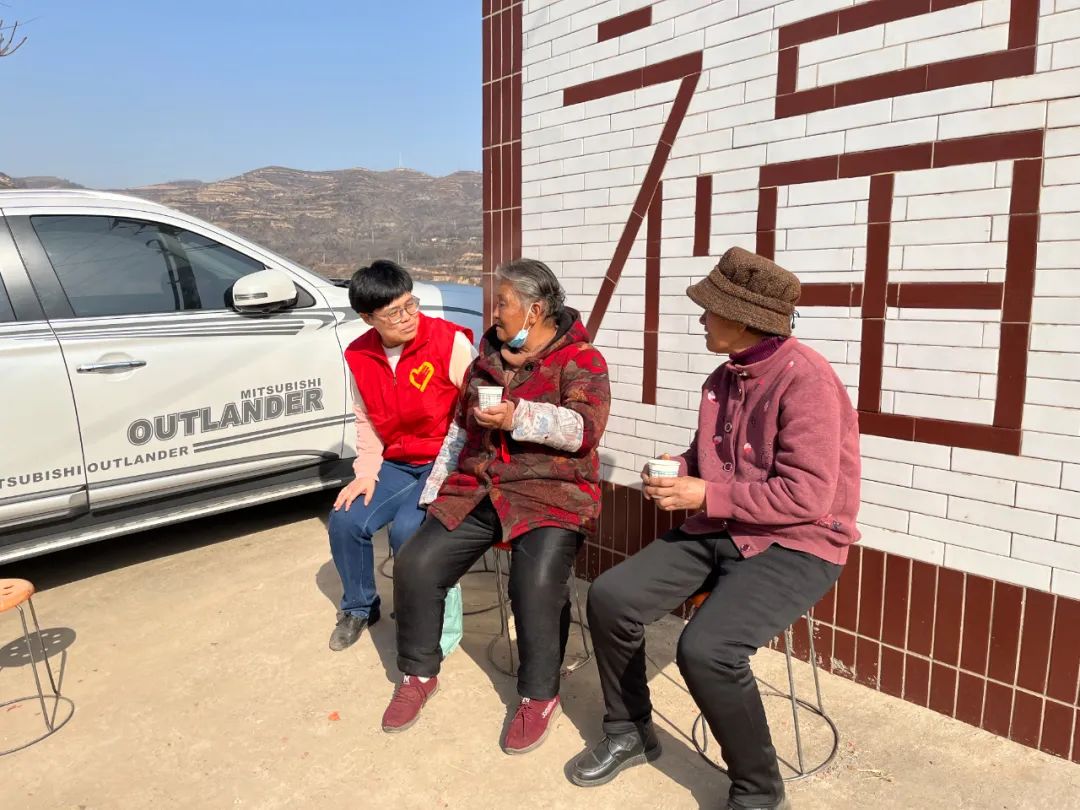 匠心守護碧水藍天 奮斗彰顯巾幗風采 ——記陜煤集團第三屆“十大杰出巾幗標兵”劉婷 匠心守護碧水藍天 奮斗彰顯巾幗風采 ——記陜煤集團第三屆“十大杰出巾幗標兵”劉婷