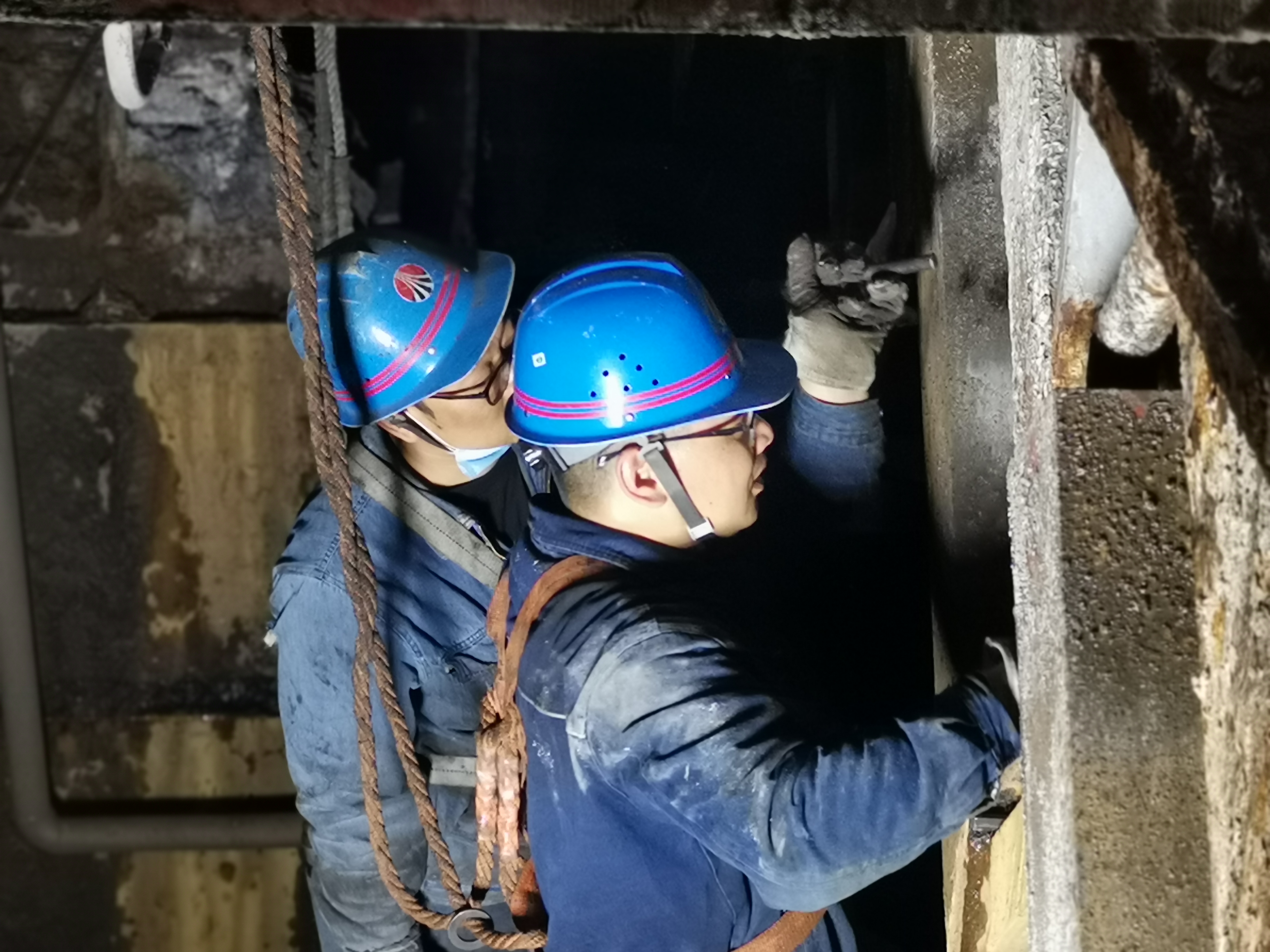 ؓ(f) ^(zhn)z(dng)r(sh)