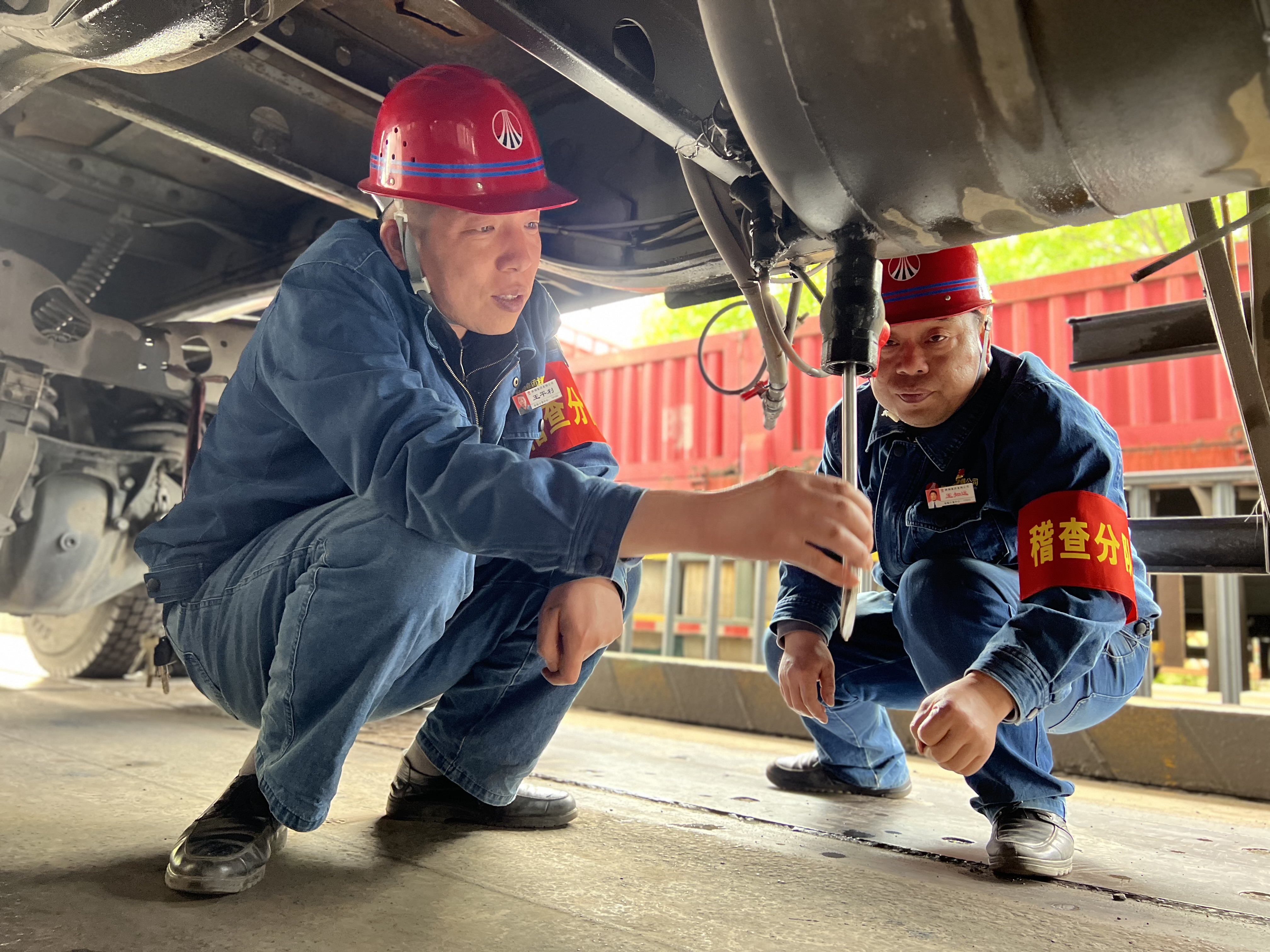 ���I�O�����l��һϵ���B�i����