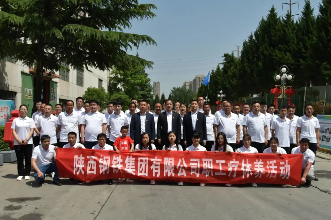 覽盛景心曠神怡 訪舊地震撼人心 覽盛景心曠神怡 訪舊地震撼人心