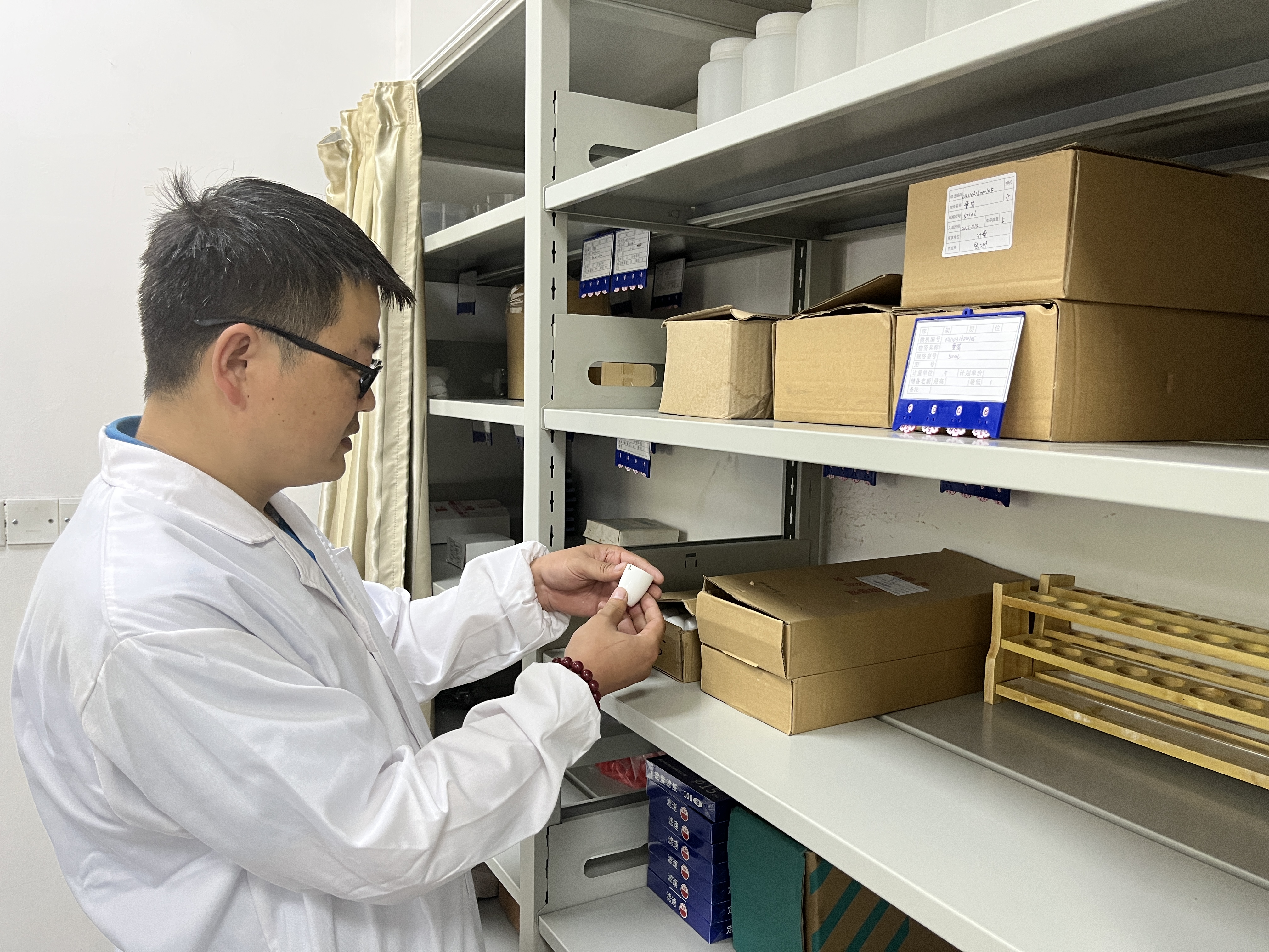 ���Ʊ�����׃���򽵱���̎���ڌ���