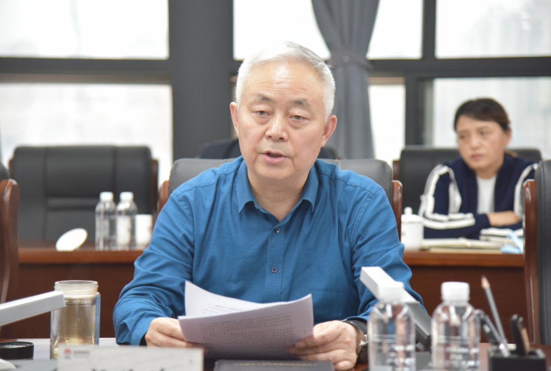 陜鋼集團(tuán)召開學(xué)習(xí)貫徹習(xí)近平新時代中國特色社會主義思想主題教育黨委理論學(xué)習(xí)中心組研討會議 陜鋼集團(tuán)召開學(xué)習(xí)貫徹習(xí)近平新時代中國特色社會主義思想主題教育黨委理論學(xué)習(xí)中心組研討會議