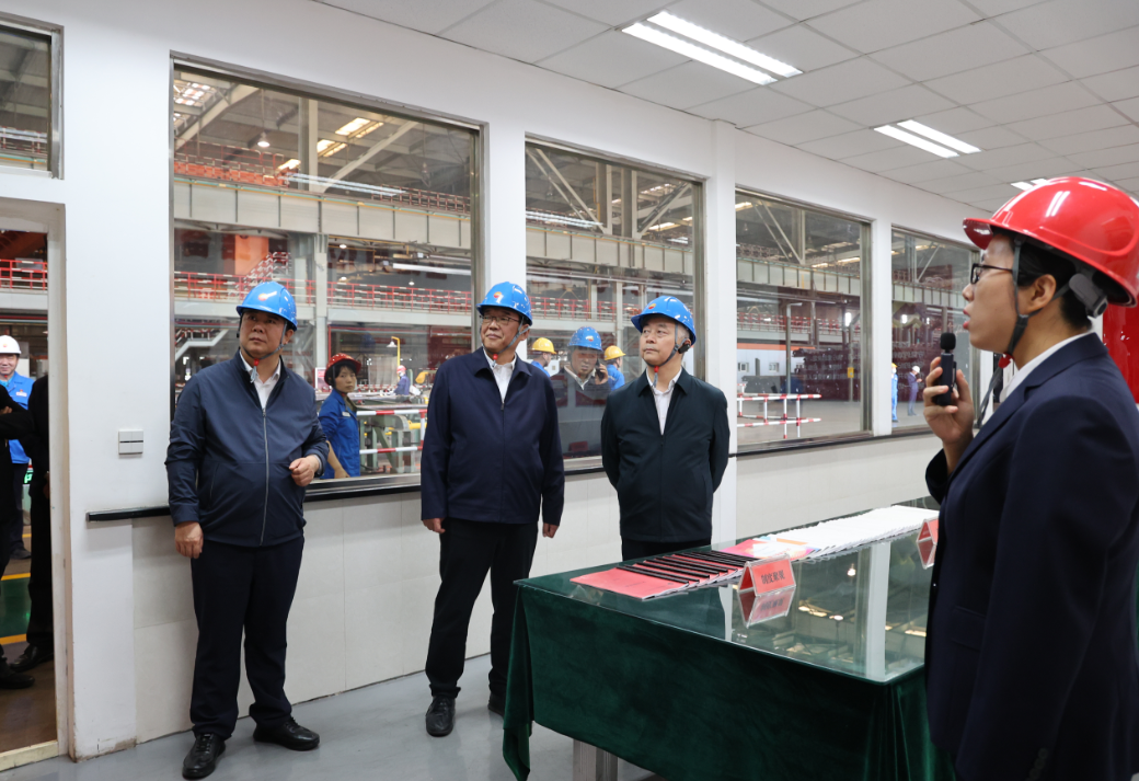 楊海峰一行到寶雞鋼管西安專用管公司開展黨建共建聯(lián)建活動 楊海峰一行到寶雞鋼管西安專用管公司開展黨建共建聯(lián)建活動