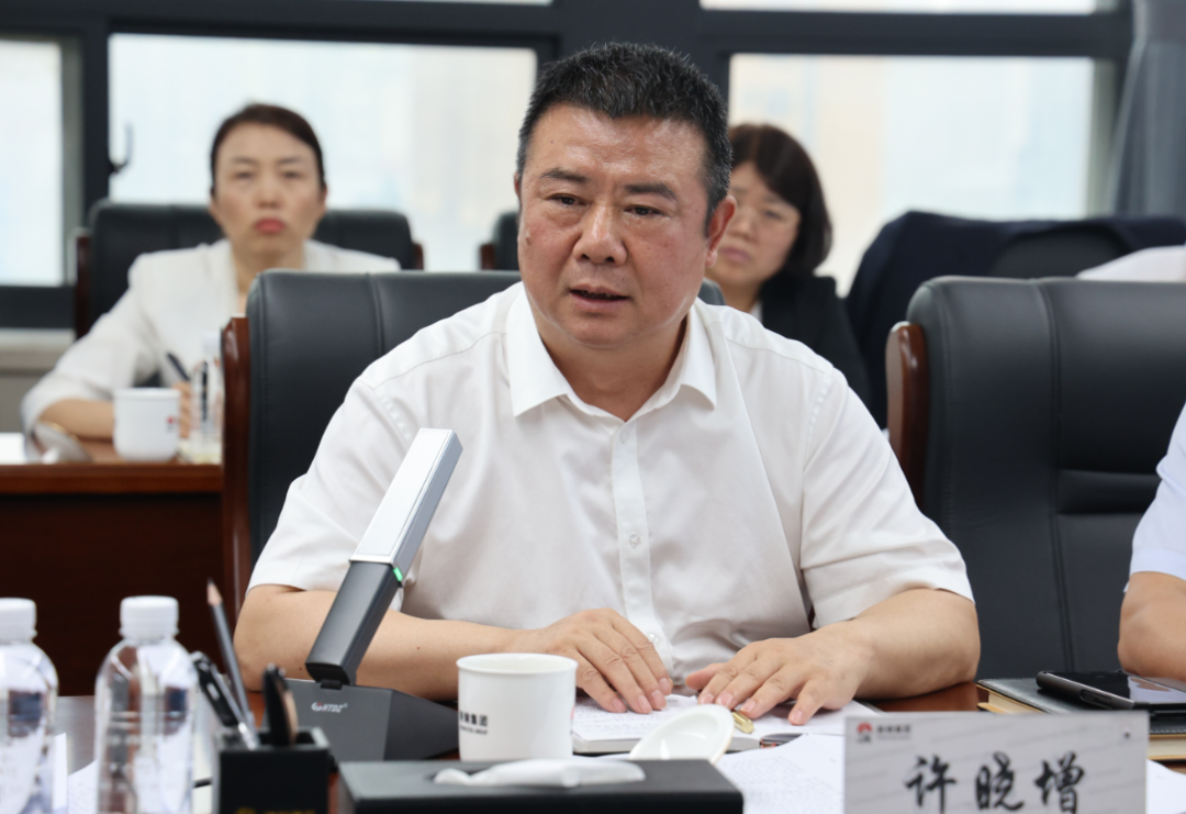 抓風(fēng)口 選賽道 定戰(zhàn)略 謀未來(lái)——陜鋼集團(tuán)召開(kāi)鎂鐵釩鈦耦合發(fā)展領(lǐng)導(dǎo)小組第三次工作會(huì) 抓風(fēng)口 選賽道 定戰(zhàn)略 謀未來(lái)——陜鋼集團(tuán)召開(kāi)鎂鐵釩鈦耦合發(fā)展領(lǐng)導(dǎo)小組第三次工作會(huì)