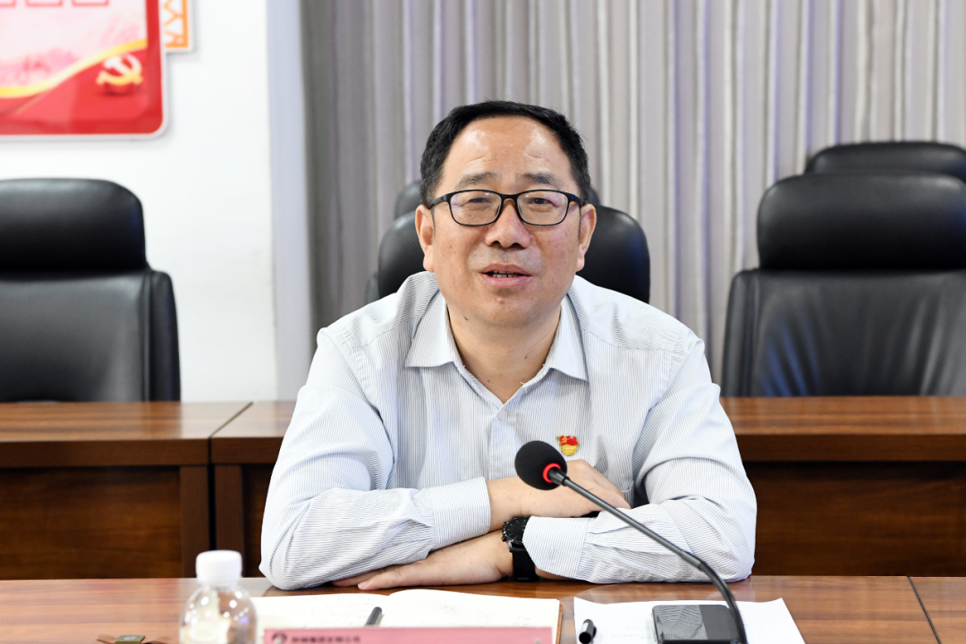 滿足職工高品質(zhì)生活需求——武軍強(qiáng)到龍鋼公司開展學(xué)習(xí)貫徹習(xí)近平新時代中國特色社會主義思想主題教育調(diào)研 滿足職工高品質(zhì)生活需求——武軍強(qiáng)到龍鋼公司開展學(xué)習(xí)貫徹習(xí)近平新時代中國特色社會主義思想主題教育調(diào)研