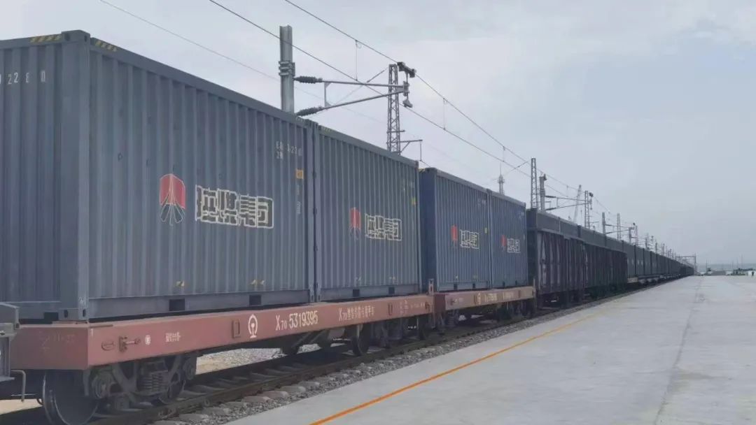 ���F�\ ���F�Gɫ����������