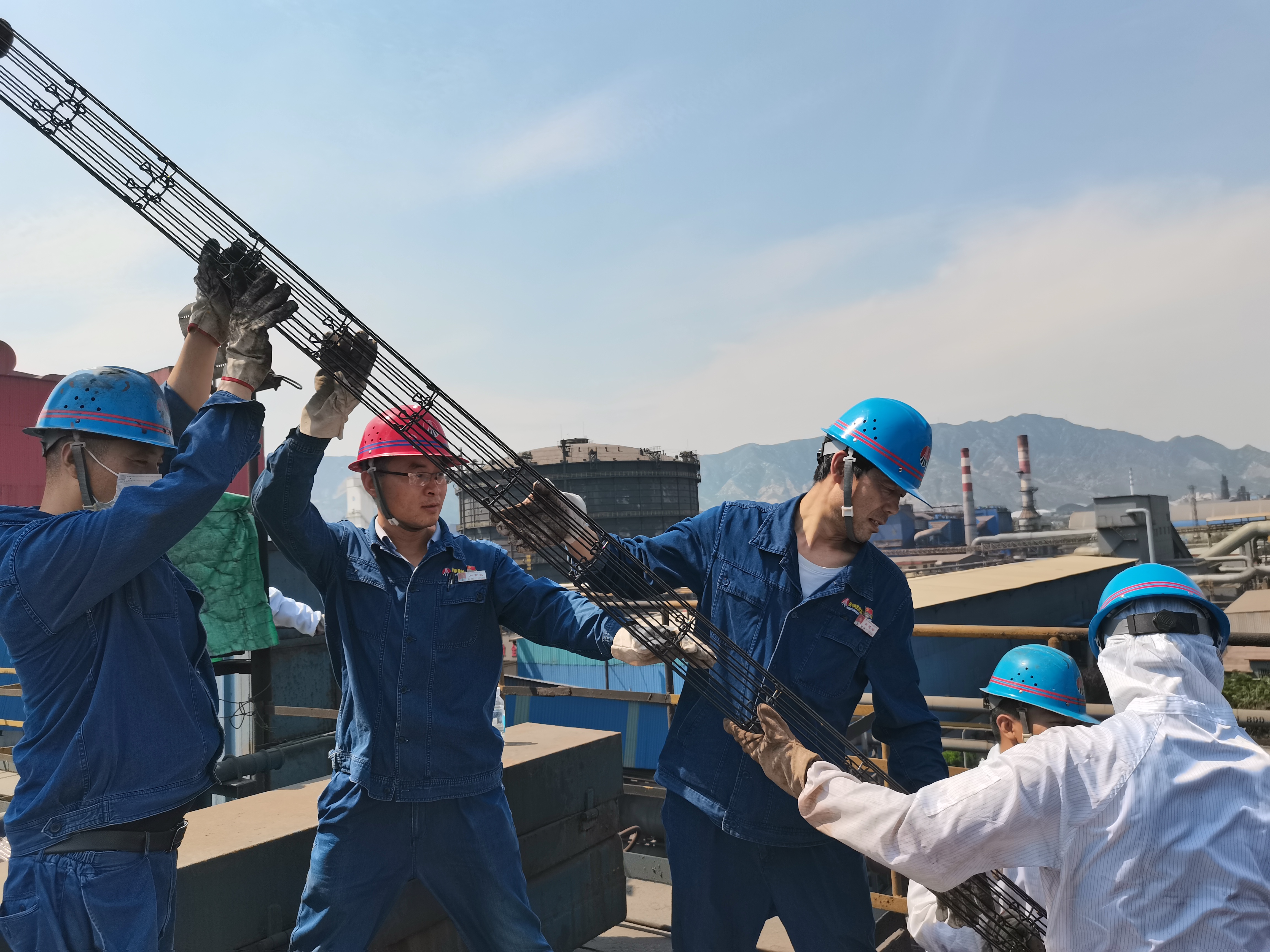 深刻領悟思想偉力 主題教育成效遍地開花 深刻領悟思想偉力 主題教育成效遍地開花