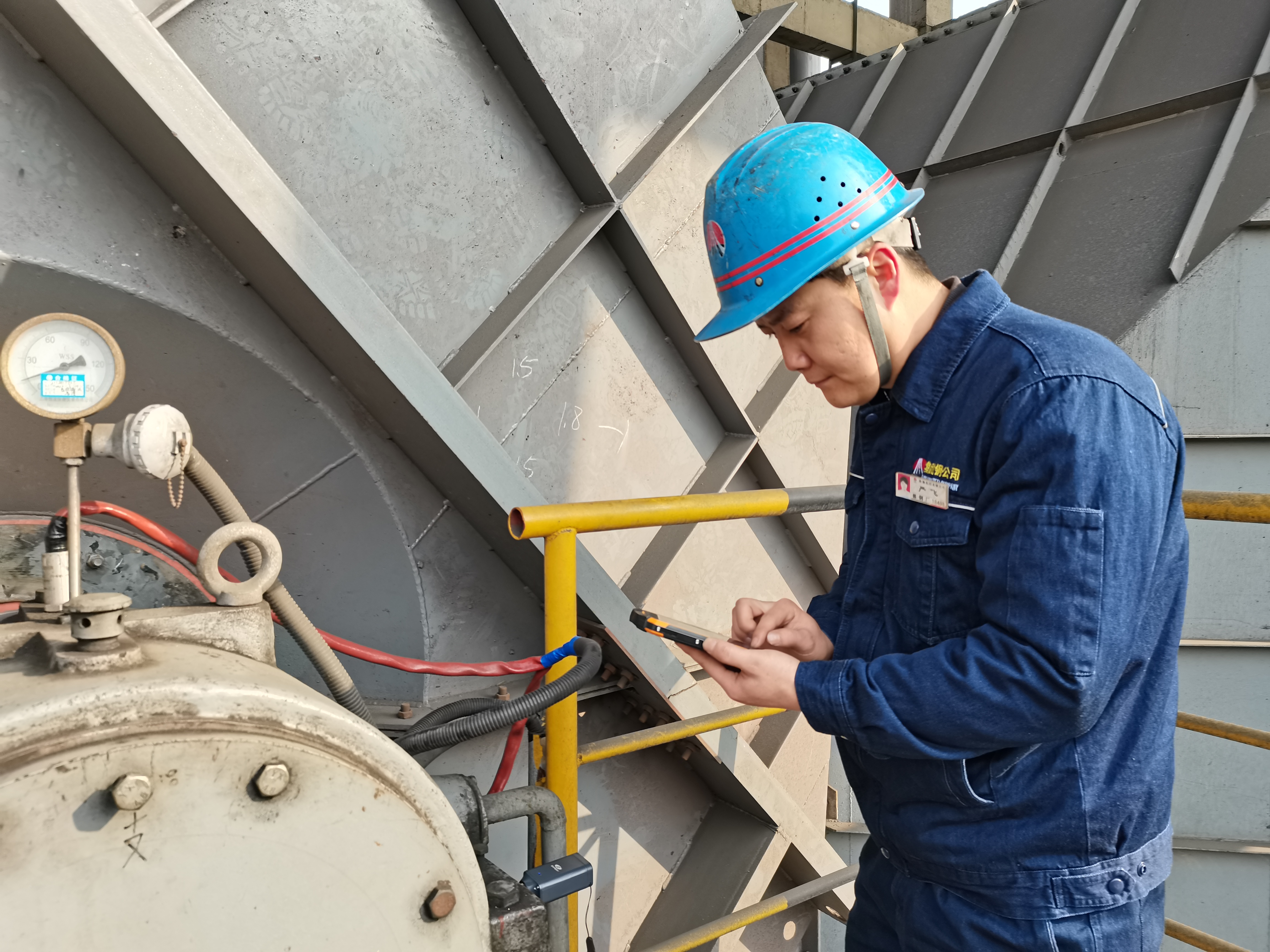 深刻領悟思想偉力 主題教育成效遍地開花 深刻領悟思想偉力 主題教育成效遍地開花