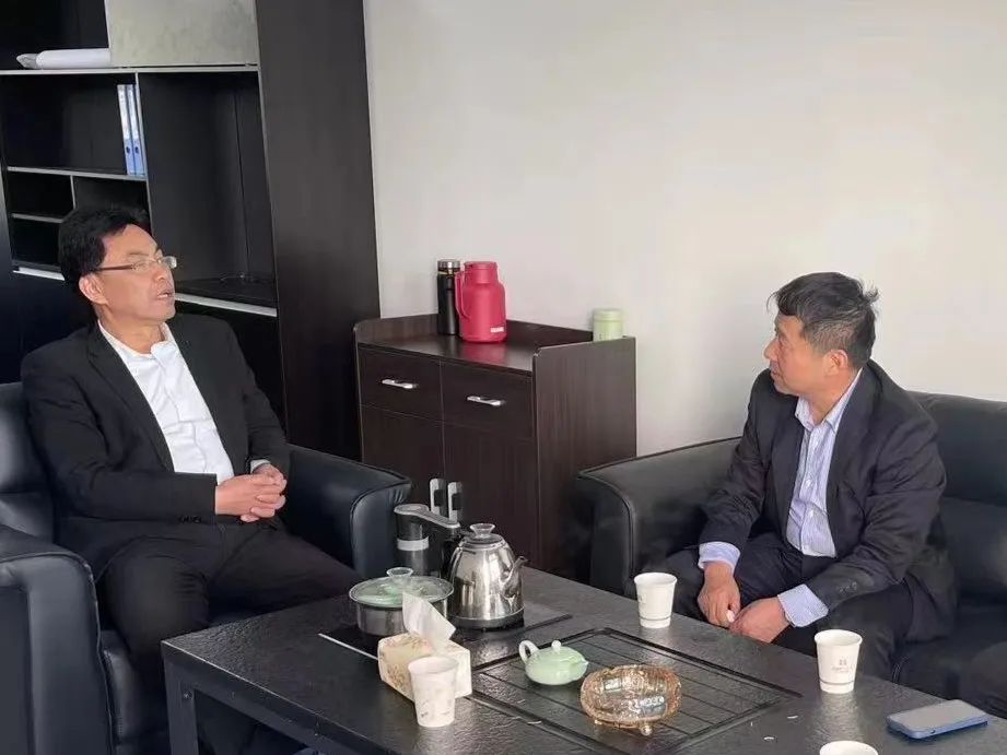 在調(diào)查研究中破解難題 推動主題教育向縱深開展 在調(diào)查研究中破解難題 推動主題教育向縱深開展