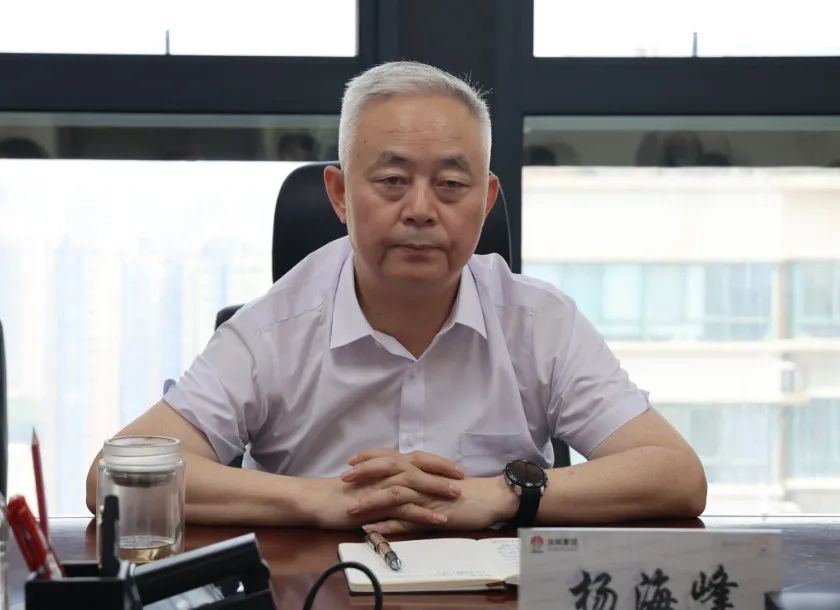 中國金屬學(xué)會理事長張曉剛來陜鋼集團指導(dǎo)工作 中國金屬學(xué)會理事長張曉剛來陜鋼集團指導(dǎo)工作