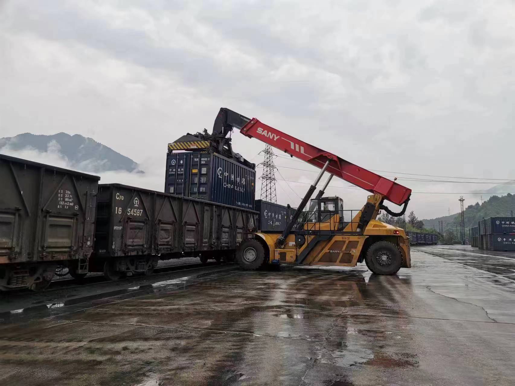 �䓼��F����ѭ�h���_ͨ��������ʡ�r