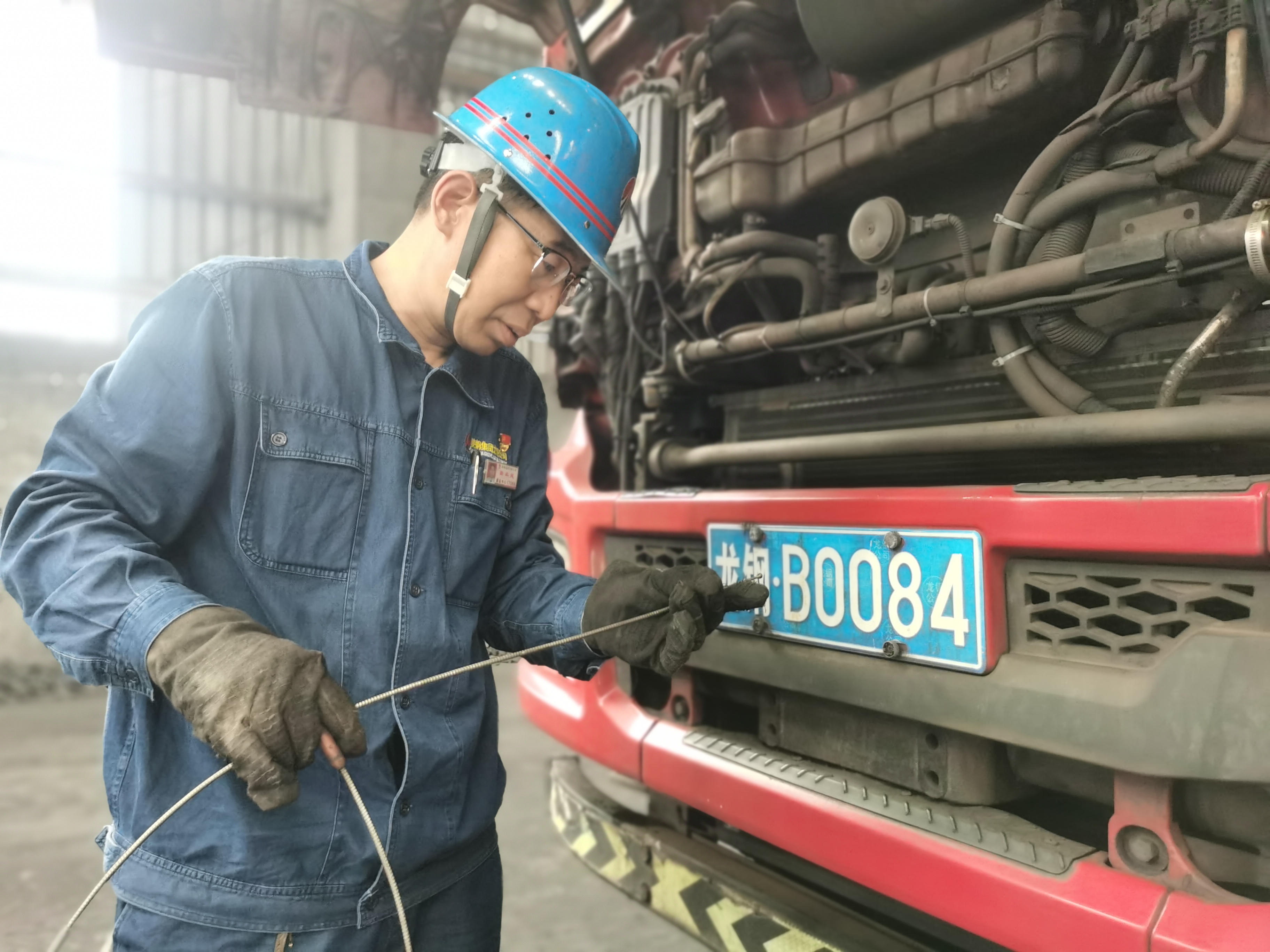 在鋼鐵戰(zhàn)線續(xù)寫軍旅榮光 在鋼鐵戰(zhàn)線續(xù)寫軍旅榮光