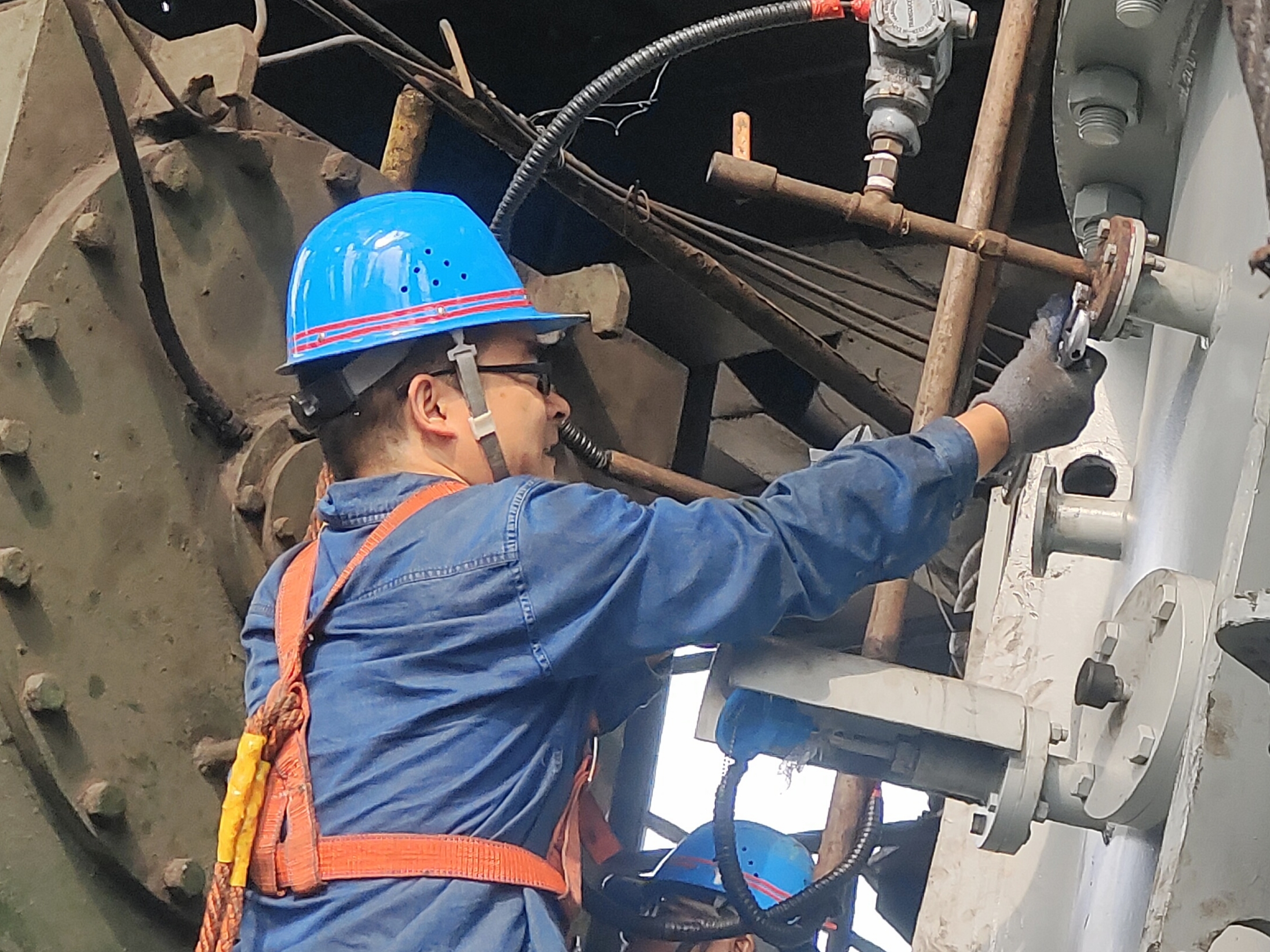 “硬核”力量戰秋檢 同頻共振奪效益 “硬核”力量戰秋檢 同頻共振奪效益