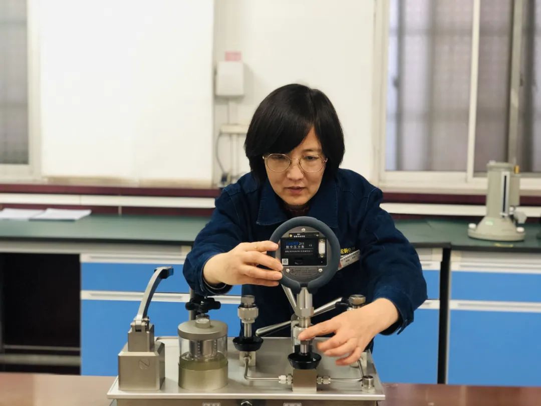 龍鋼公司《計(jì)量促進(jìn)鋼鐵產(chǎn)業(yè)降本增效》成果入選國(guó)家首批產(chǎn)業(yè)計(jì)量成果庫(kù) 龍鋼公司《計(jì)量促進(jìn)鋼鐵產(chǎn)業(yè)降本增效》成果入選國(guó)家首批產(chǎn)業(yè)計(jì)量成果庫(kù)