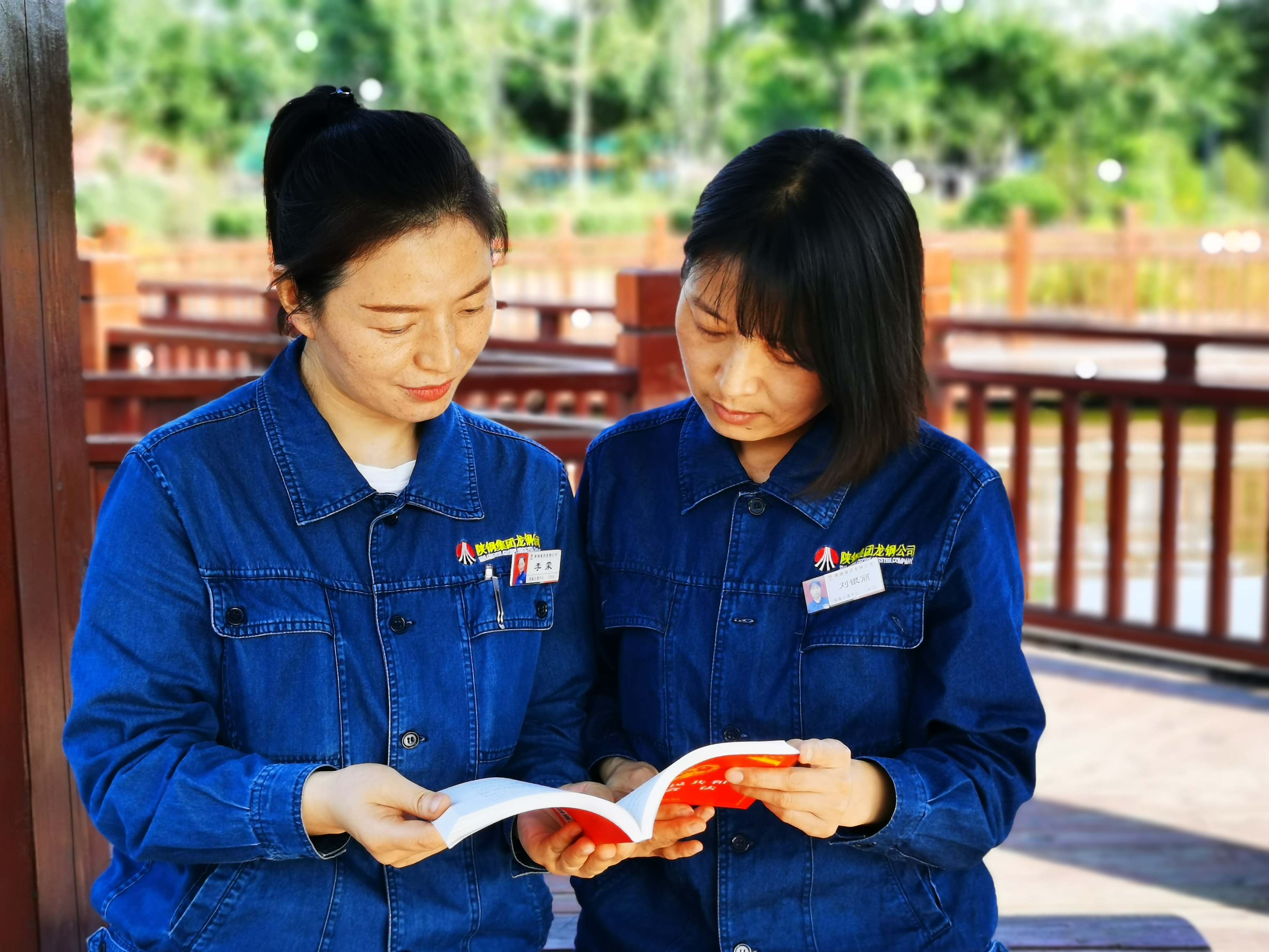 塑造滿意服務品牌形象 傳承“夢桃精神” ——記陜西省“夢桃式班組”龍鋼公司檢驗計量中心檢斤班 塑造滿意服務品牌形象 傳承“夢桃精神” ——記陜西省“夢桃式班組”龍鋼公司檢驗計量中心檢斤班