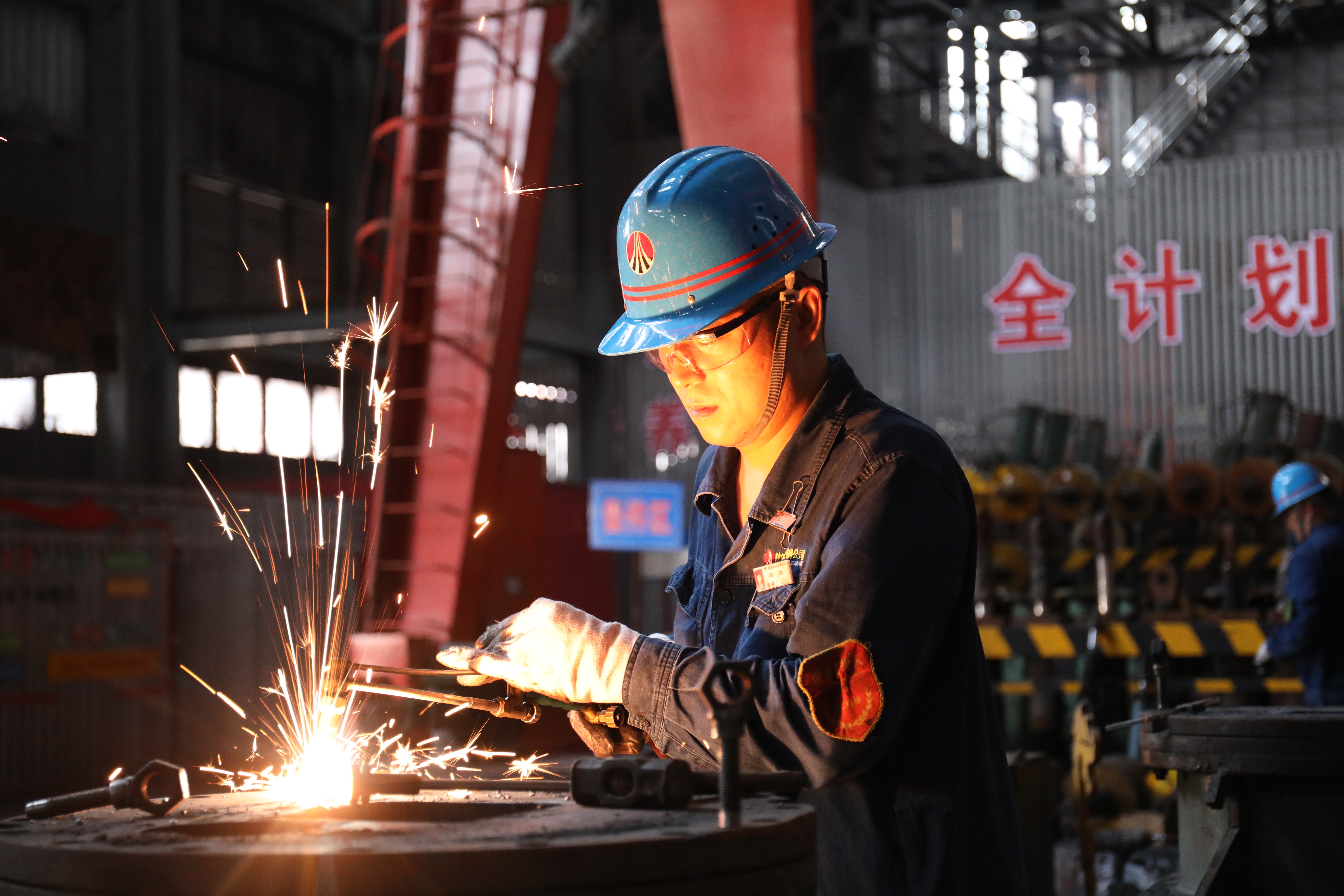 提振精神迎挑戰 聚力攻堅加速跑 提振精神迎挑戰 聚力攻堅加速跑