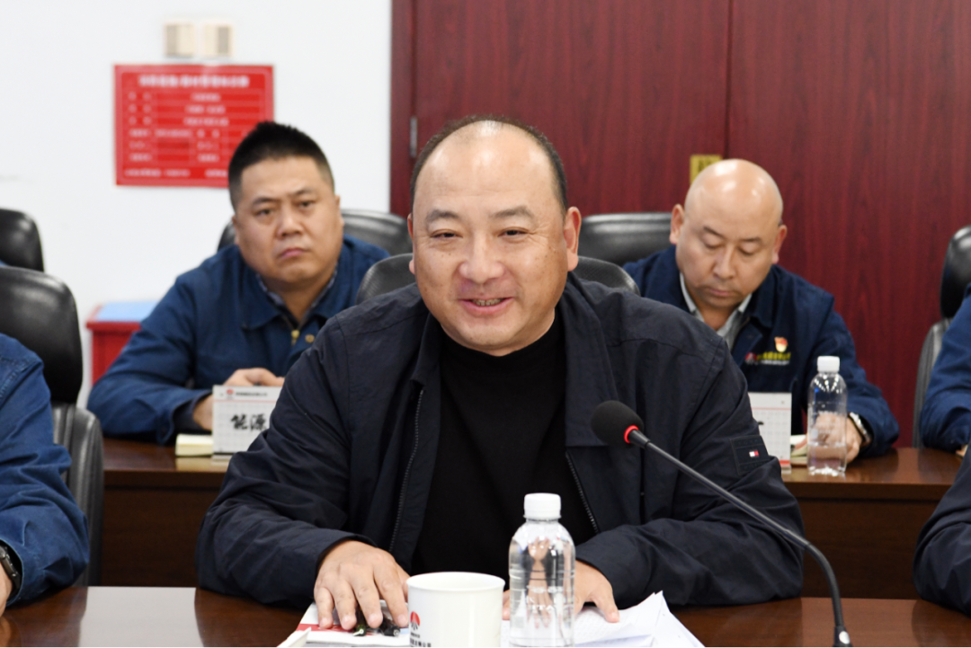 李厚志一行來陜鋼集團龍鋼公司開展十月份安全生產與消防安全大檢查 李厚志一行來陜鋼集團龍鋼公司開展十月份安全生產與消防安全大檢查