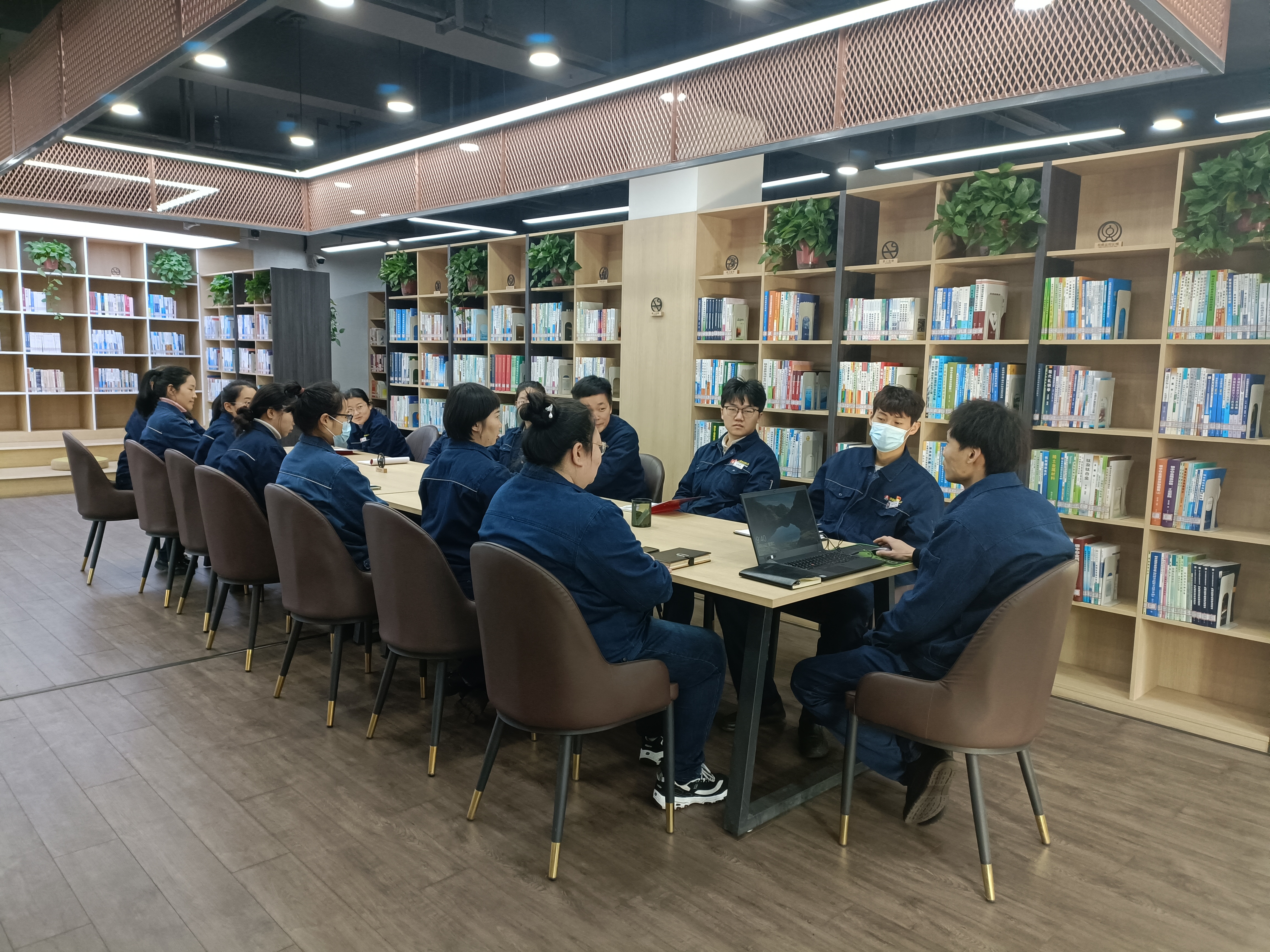 “靈感空間”碰撞出創意“火花” “靈感空間”碰撞出創意“火花”