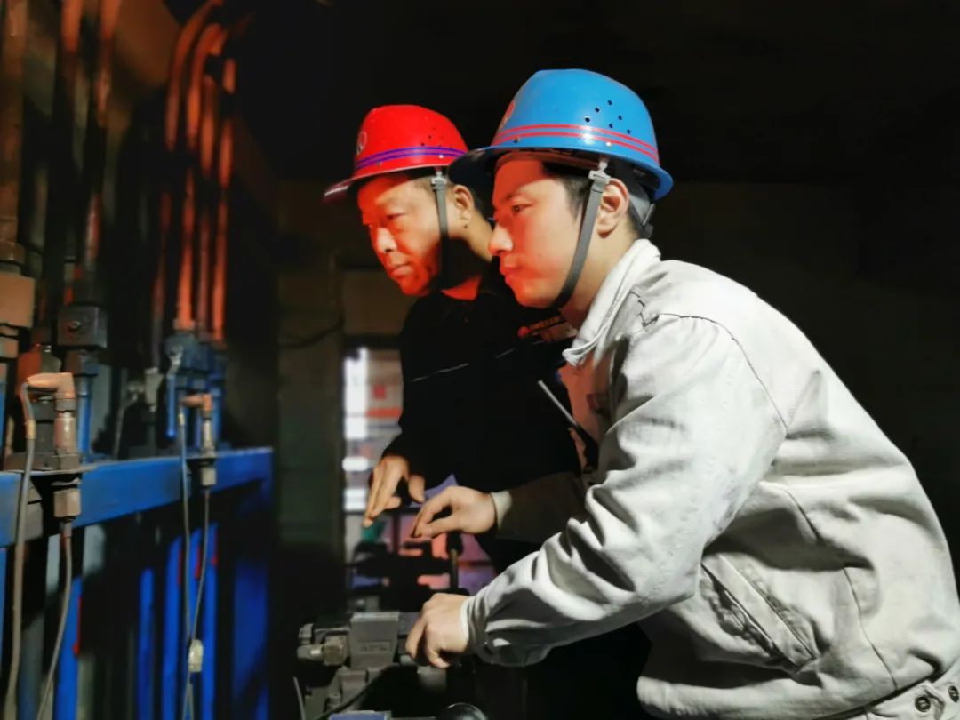 深度對(duì)標(biāo)“取真經(jīng)” 黨建引領(lǐng)有“航向” 深度對(duì)標(biāo)“取真經(jīng)” 黨建引領(lǐng)有“航向”