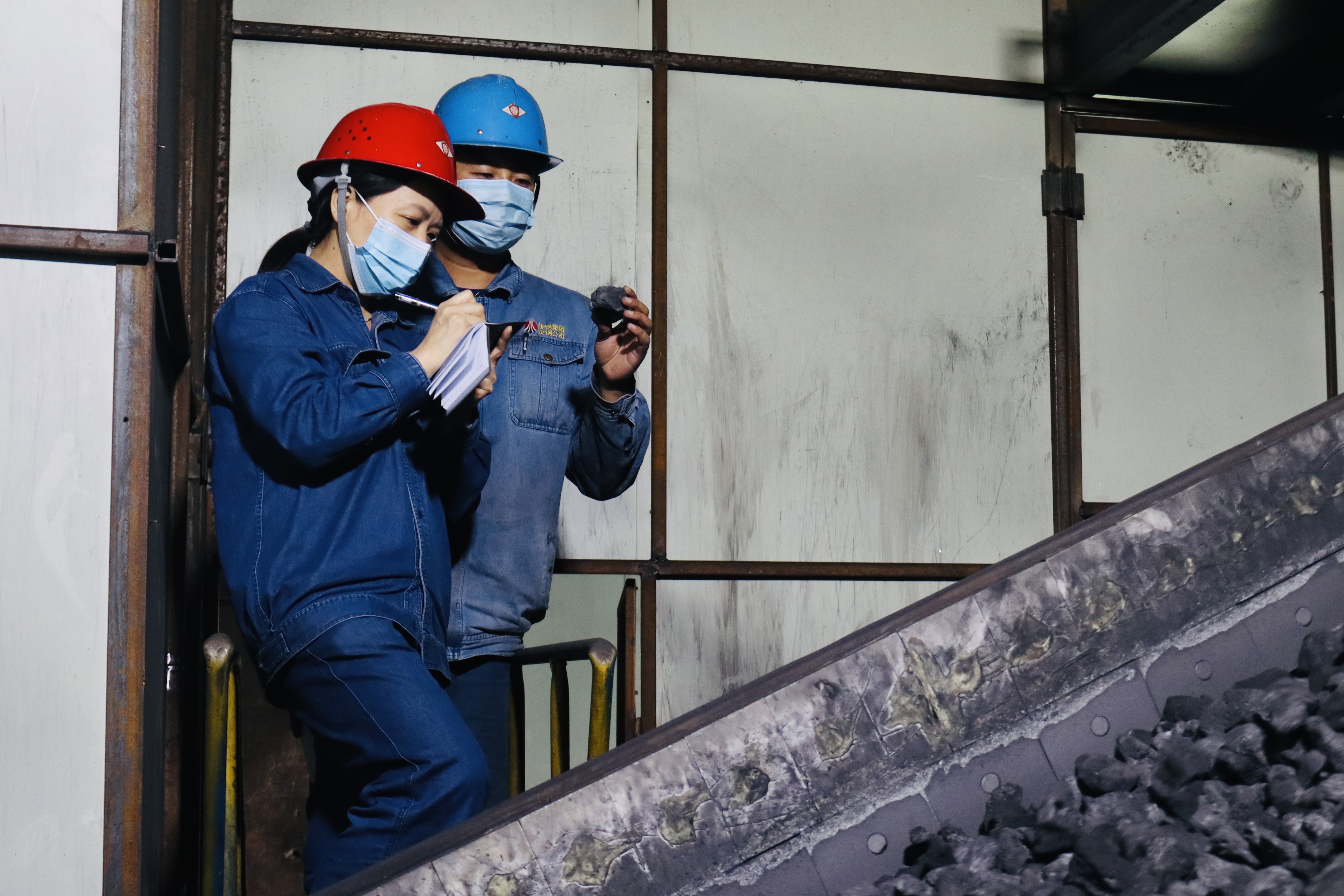 鑄造紀檢鐵軍,讓“打鐵的人”成為“鐵打的人” 鑄造紀檢鐵軍,讓“打鐵的人”成為“鐵打的人”