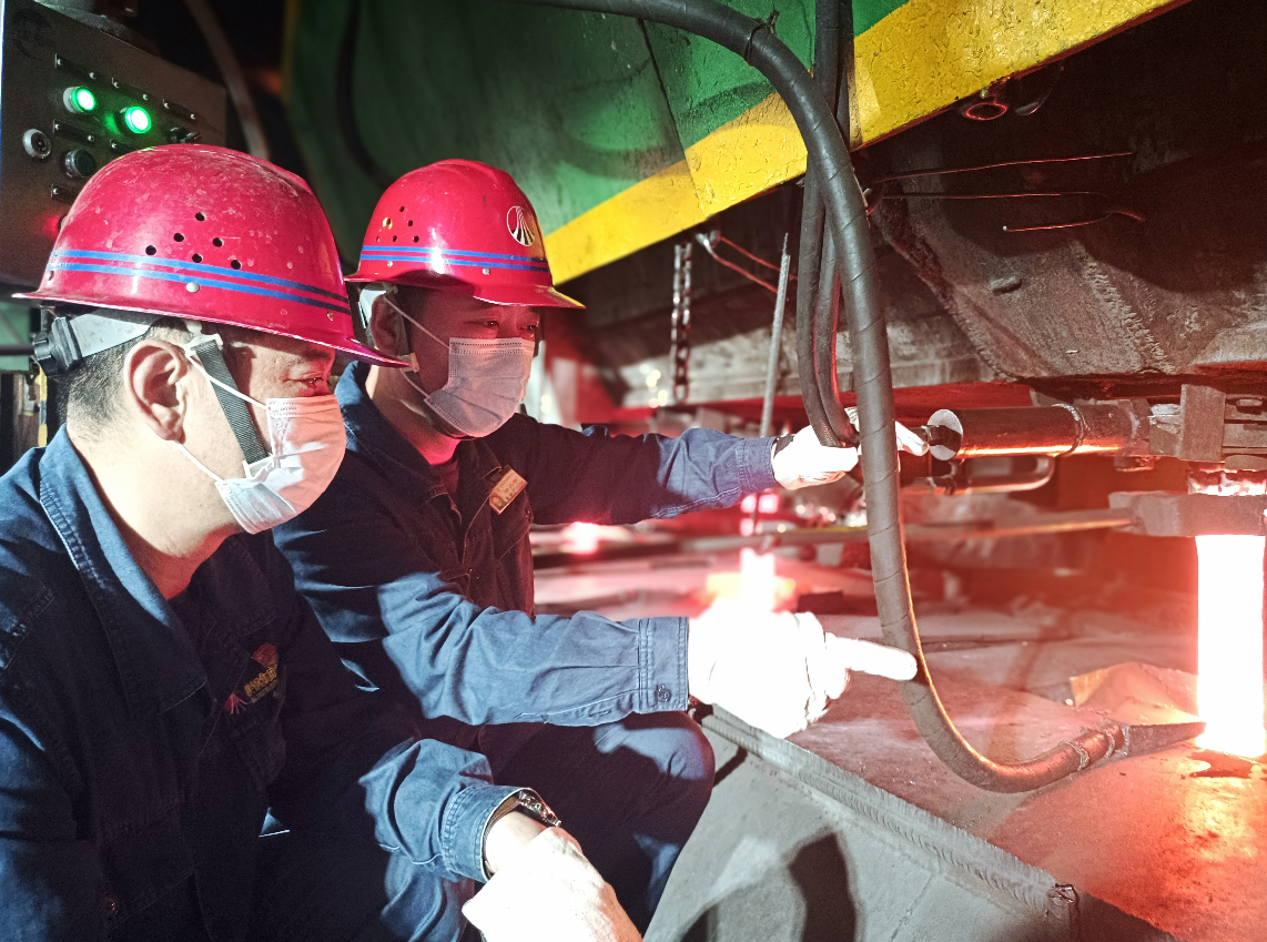 干群同心齊發力 全力以赴創佳績 干群同心齊發力 全力以赴創佳績