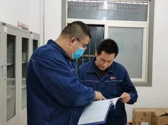 陜鋼集團貫徹落實“八個聚焦”“四個著力”見行動——筑牢三道防線 為多元產業發展保駕護航 陜鋼集團貫徹落實“八個聚焦”“四個著力”見行動——筑牢三道防線 為多元產業發展保駕護航