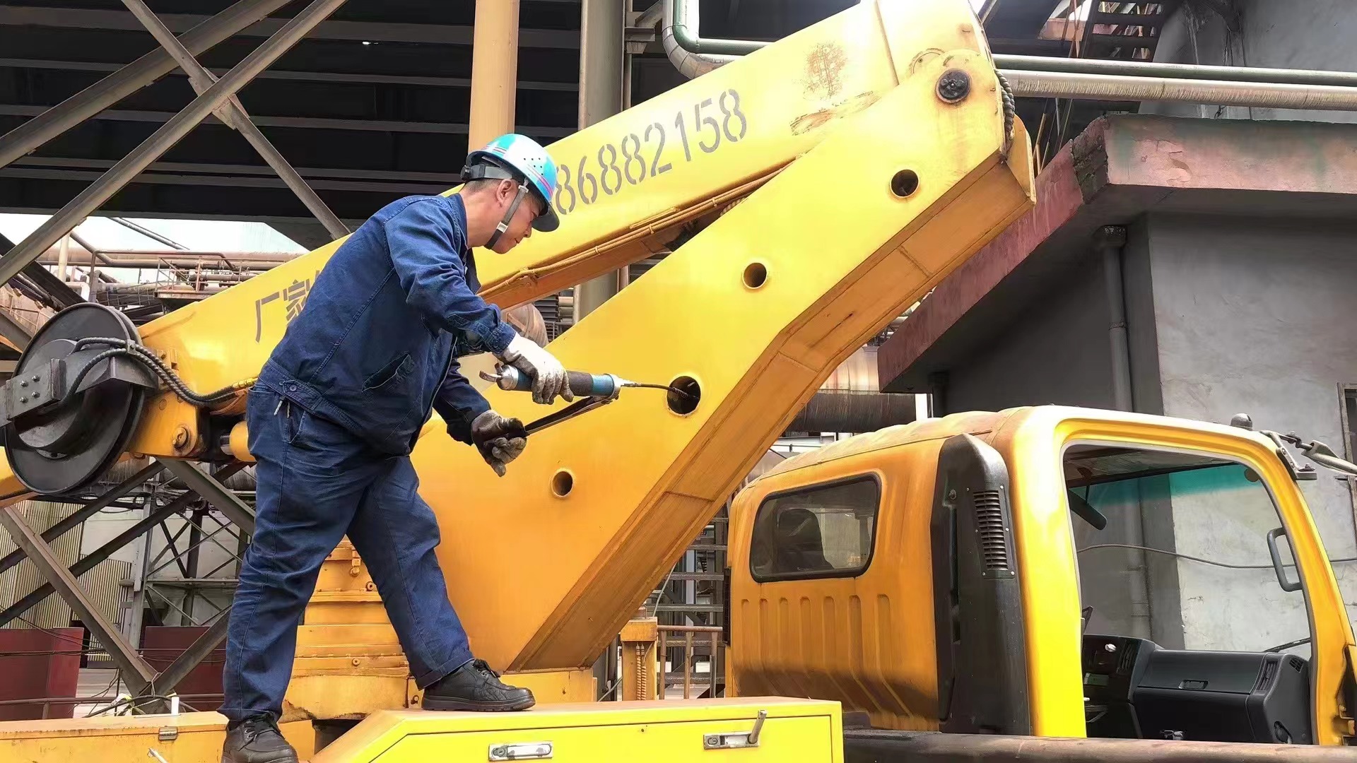 精細(xì)管理練內(nèi)功 挖潛增效促發(fā)展 精細(xì)管理練內(nèi)功 挖潛增效促發(fā)展