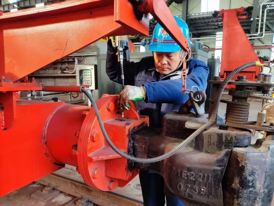 鋼鐵人的手 鋼鐵人的手