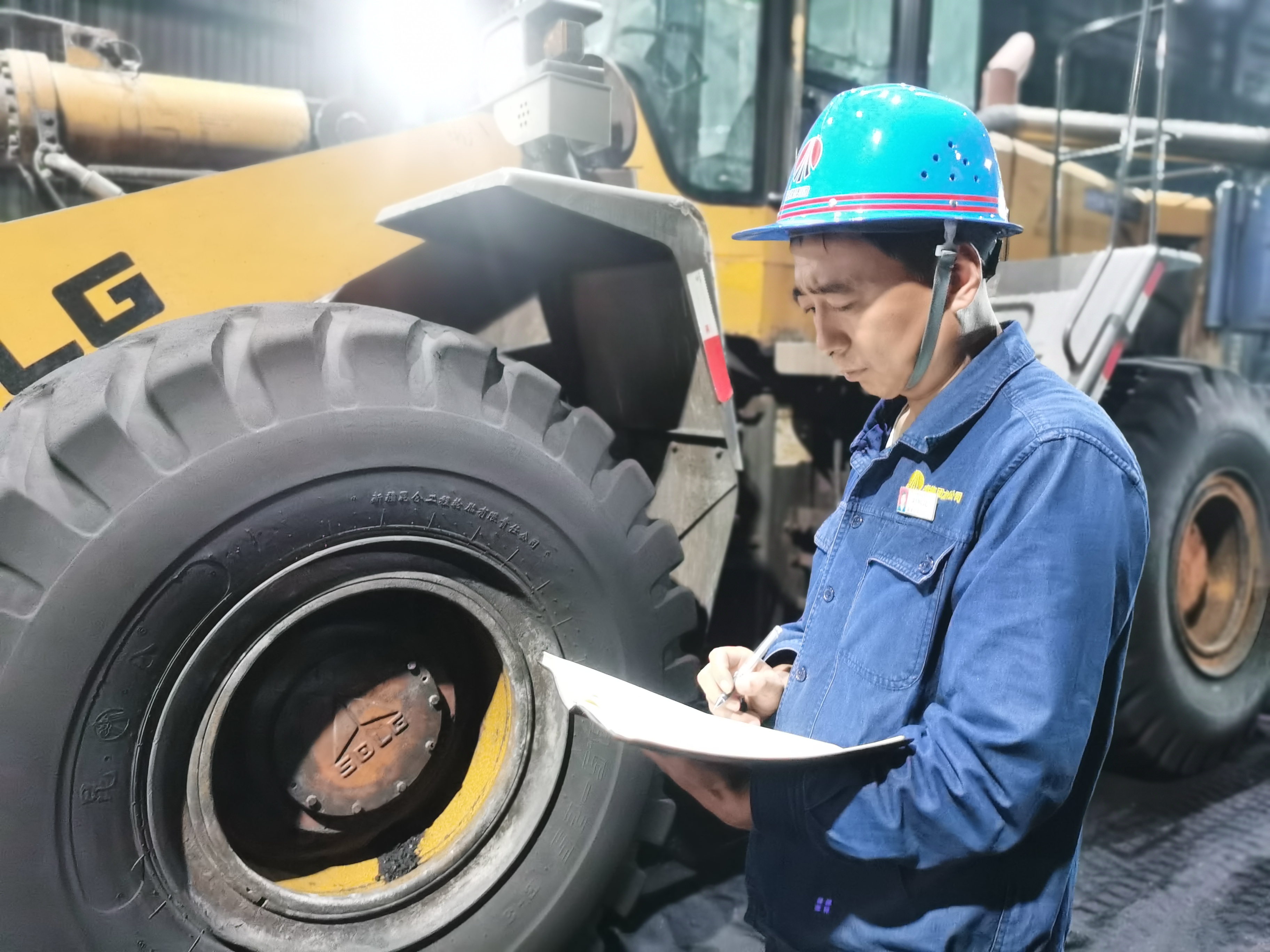 深化管理變革 革故鼎新求發展 深化管理變革 革故鼎新求發展