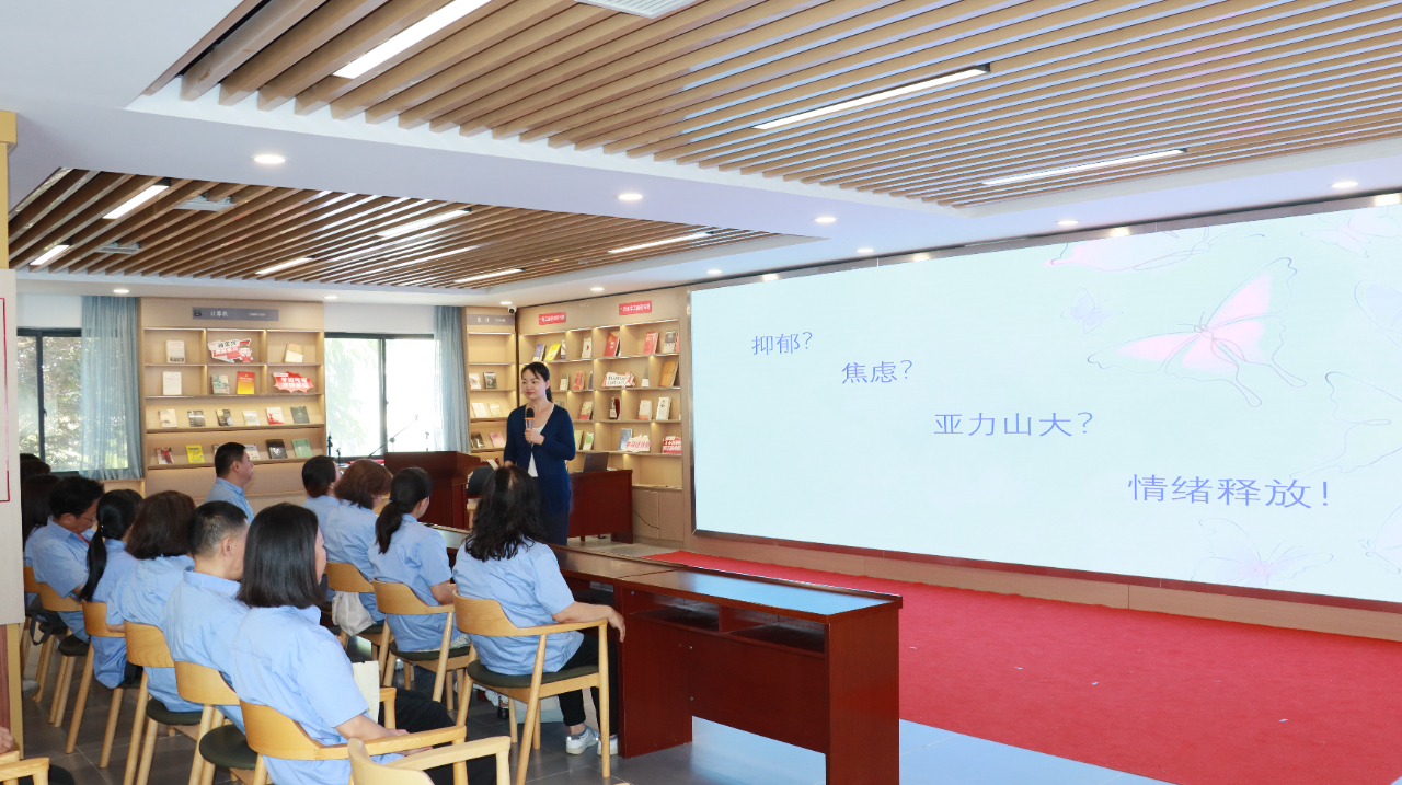 讀書(shū)益智賦能 彰顯陜鋼職工風(fēng)采 讀書(shū)益智賦能 彰顯陜鋼職工風(fēng)采