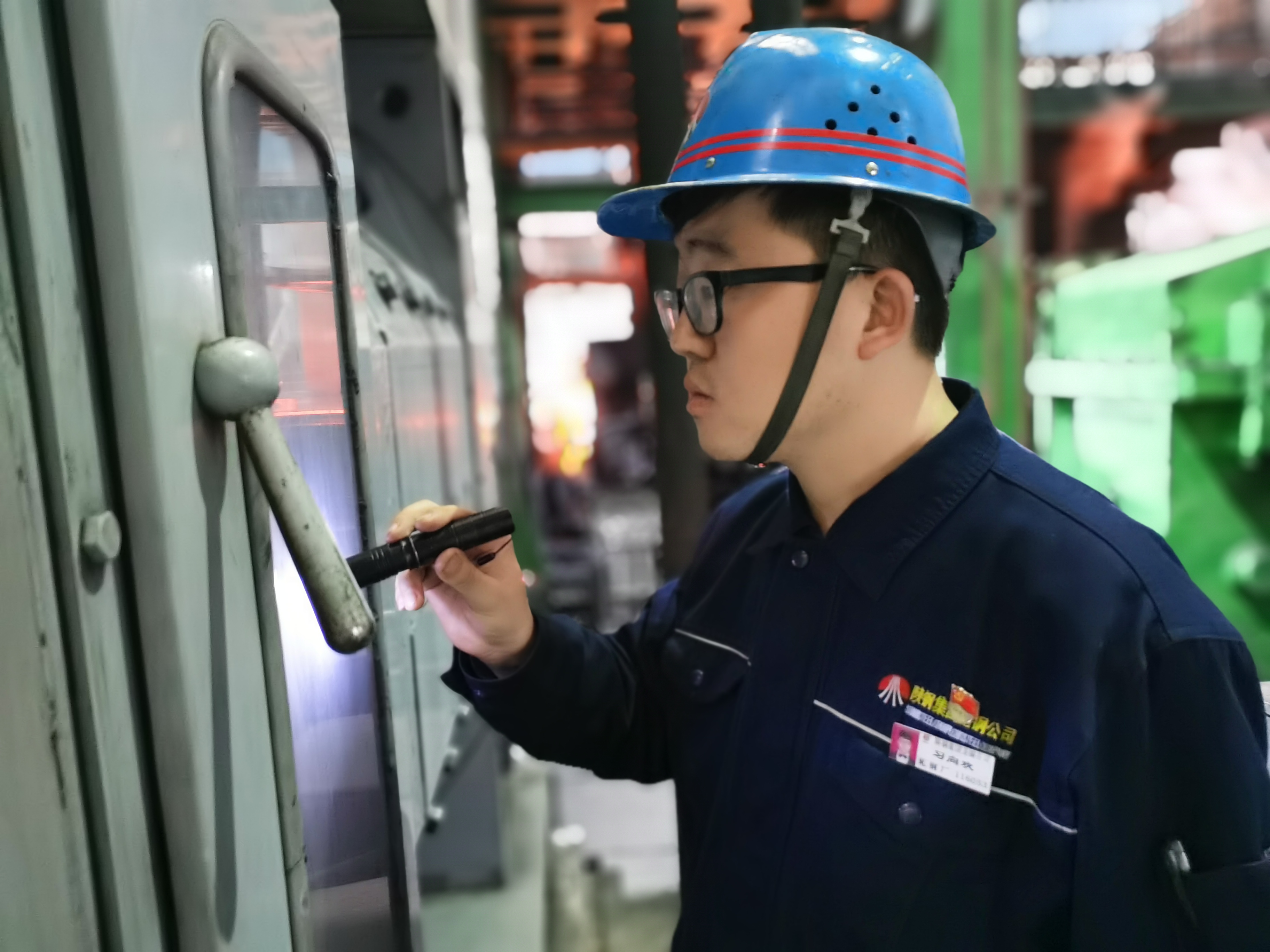 怒放熱血年華 以青春之名赴時(shí)代之約 ——記第四屆全國(guó)鋼鐵行業(yè)“最閃耀的星”習(xí)向歡 怒放熱血年華 以青春之名赴時(shí)代之約 ——記第四屆全國(guó)鋼鐵行業(yè)“最閃耀的星”習(xí)向歡