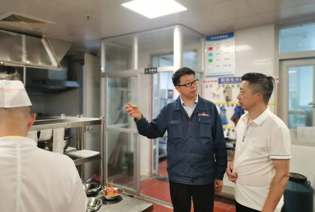 繃緊安全生產(chǎn)“弦” 安全意識(shí)入人心——?jiǎng)?chuàng)新研究院扎實(shí)開展“安全生產(chǎn)月”系列活動(dòng) 繃緊安全生產(chǎn)“弦” 安全意識(shí)入人心——?jiǎng)?chuàng)新研究院扎實(shí)開展“安全生產(chǎn)月”系列活動(dòng)