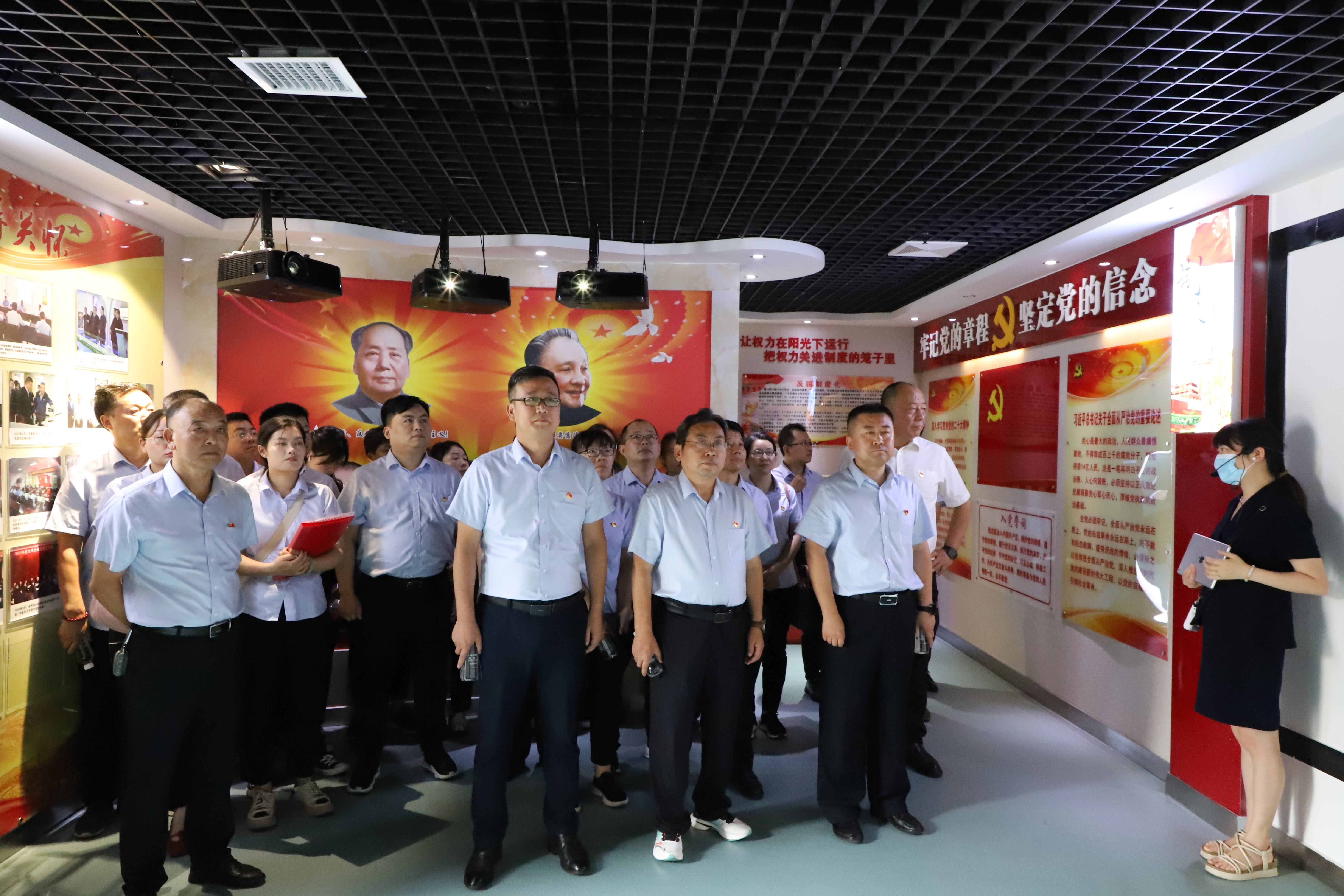 sm(x)tɫѪ} ۊ^M(jn)?jing)?chung)оԺM_(ki)չcһϵл(dng)