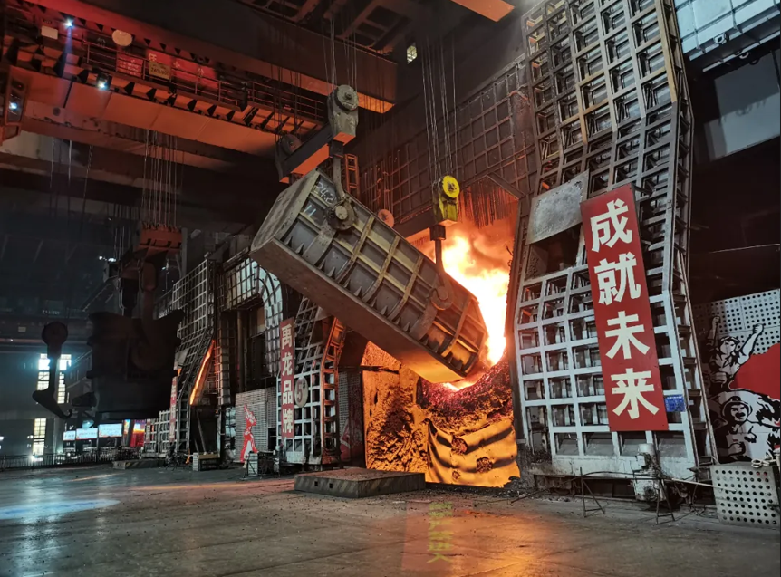 喜報(bào)!龍鋼公司5號(hào)120t轉(zhuǎn)爐和400㎡燒結(jié)機(jī)榮獲全國“創(chuàng)先爐”稱號(hào)! 喜報(bào)!龍鋼公司5號(hào)120t轉(zhuǎn)爐和400㎡燒結(jié)機(jī)榮獲全國“創(chuàng)先爐”稱號(hào)!