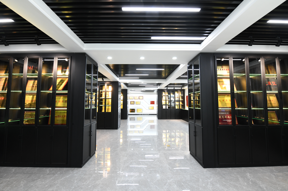 陜鋼集團(tuán)龍鋼公司順利通過陜西省檔案工作目標(biāo)管理AAA級認(rèn)證 陜鋼集團(tuán)龍鋼公司順利通過陜西省檔案工作目標(biāo)管理AAA級認(rèn)證