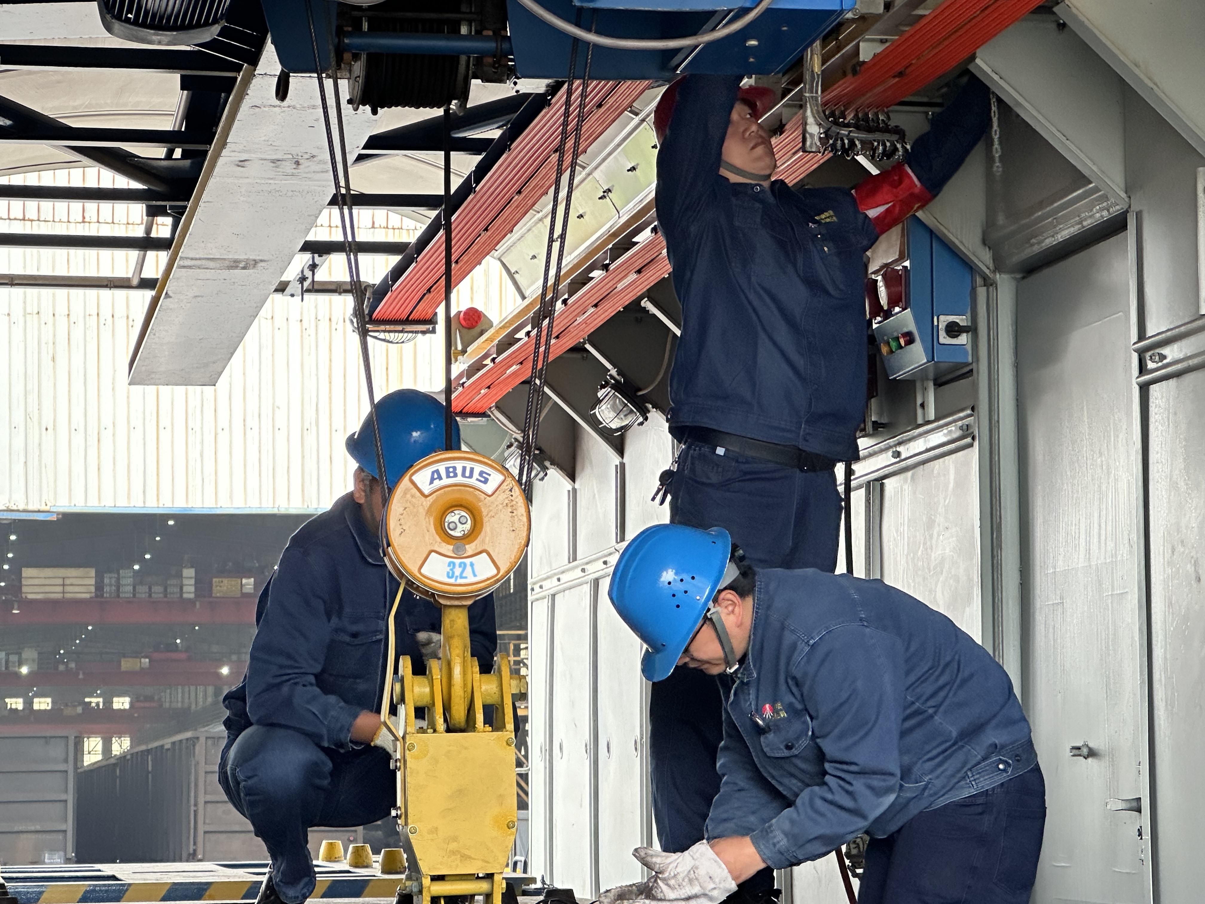 安全生產(chǎn)就是認(rèn)真對(duì)待“每一次” 安全生產(chǎn)就是認(rèn)真對(duì)待“每一次”