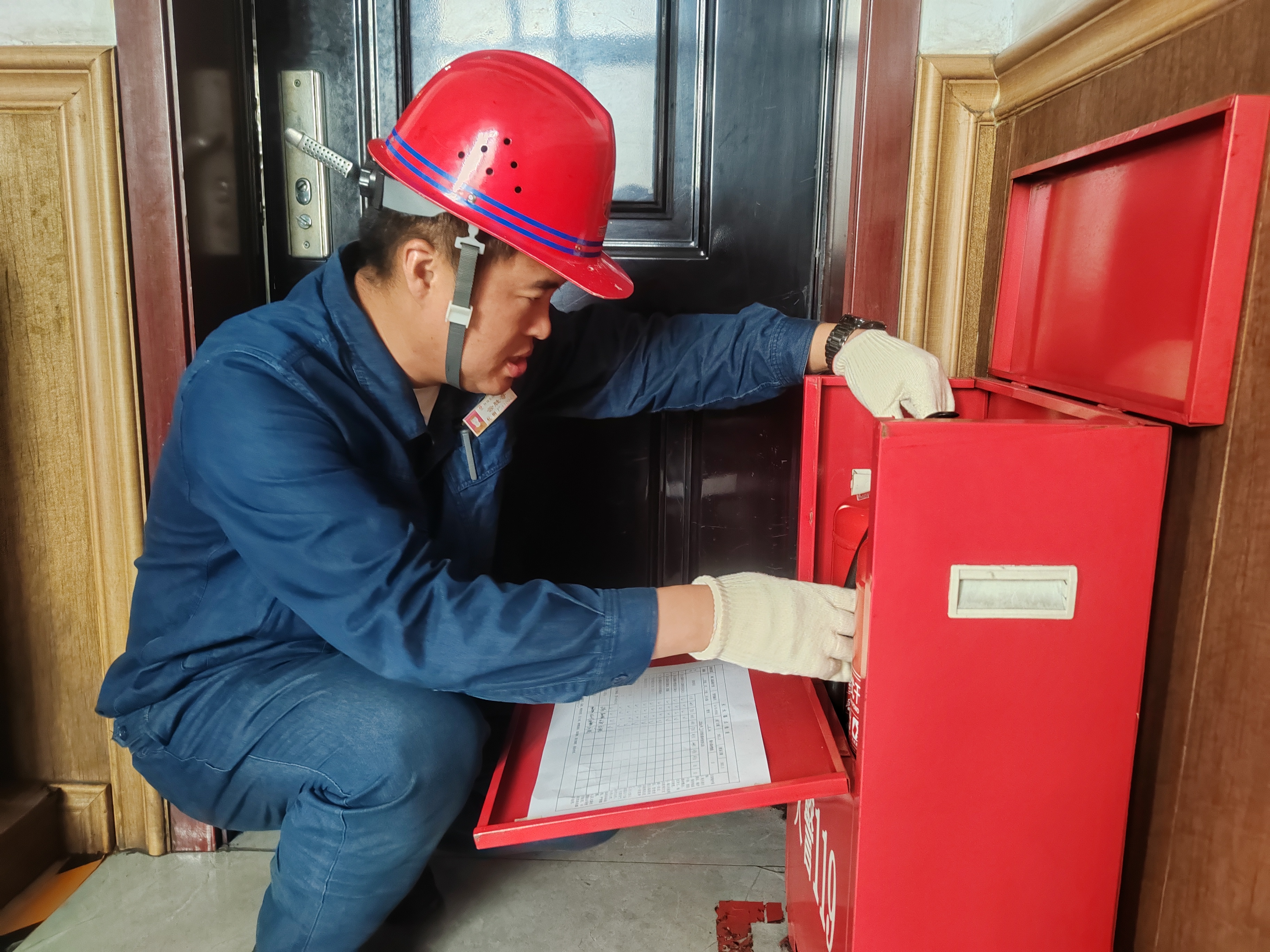 錨定目標 壓實責任 決戰四季度 錨定目標 壓實責任 決戰四季度