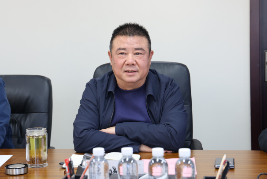 LRͨFhίӛO(jin)ϯ嫲һе䓼F{(dio)