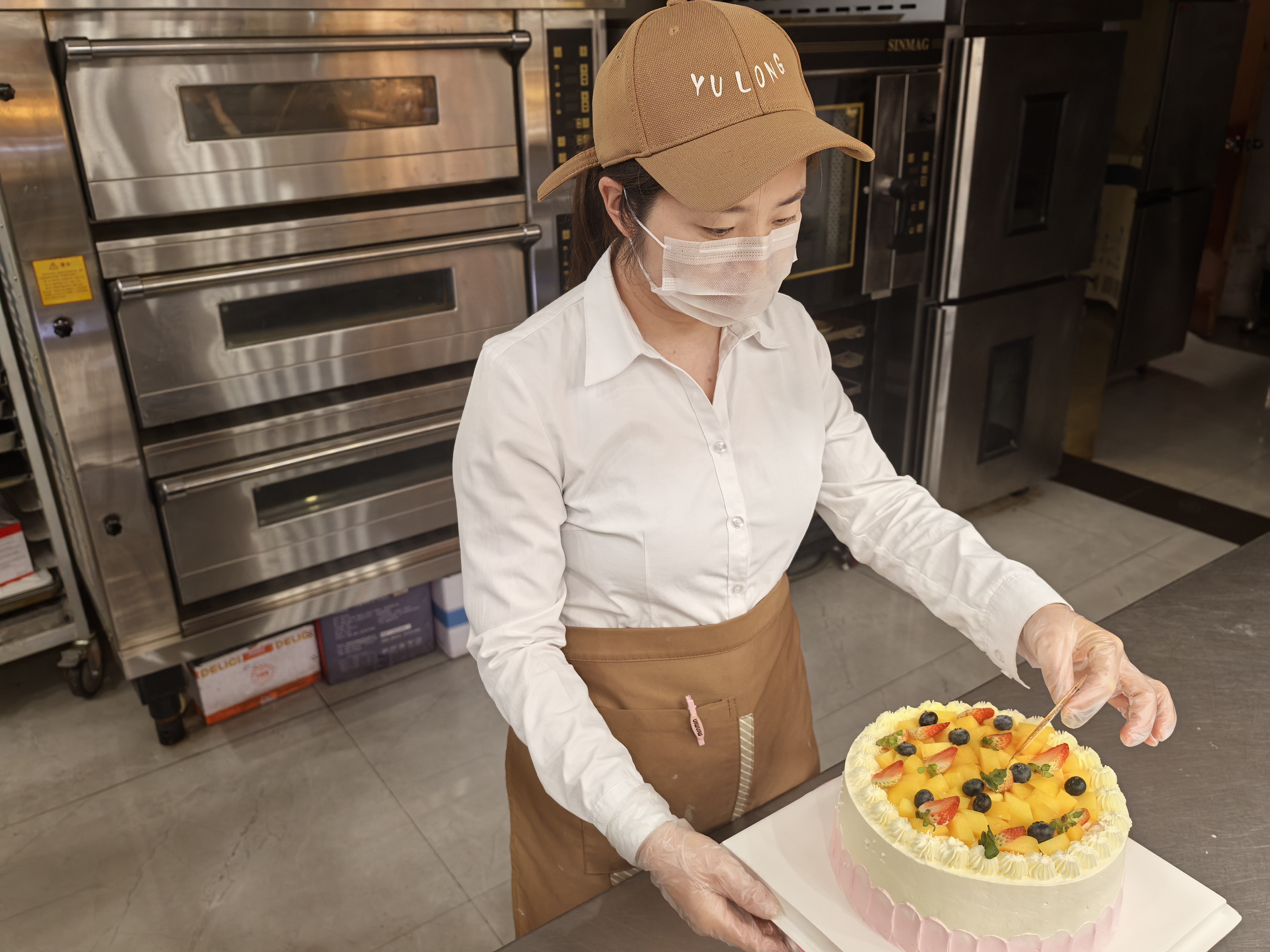 客流大漲 業(yè)績攀升 ——且看禹龍麥香烘焙坊如何打出經(jīng)營“組合拳” 客流大漲 業(yè)績攀升 ——且看禹龍麥香烘焙坊如何打出經(jīng)營“組合拳”