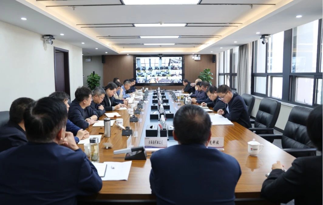 陜鋼集團(tuán)召開四季度安全環(huán)保工作會議 陜鋼集團(tuán)召開四季度安全環(huán)保工作會議