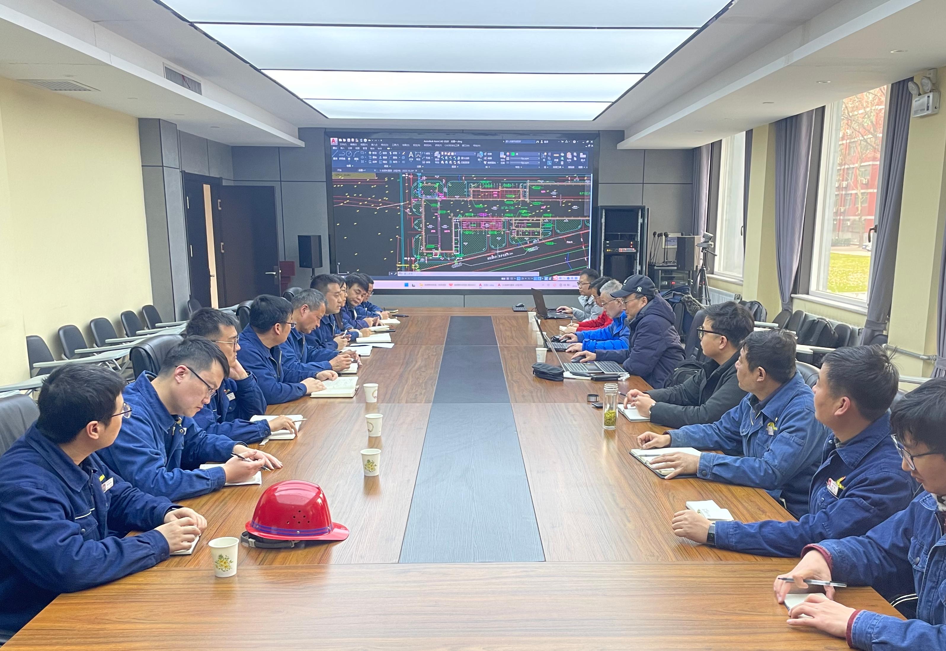 聚焦目標準定位 培育優勢促發展 聚焦目標準定位 培育優勢促發展