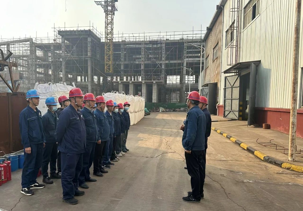 龍鋼集團(tuán):干字當(dāng)頭 只爭(zhēng)朝夕 以?shī)^斗姿態(tài)開(kāi)好局 龍鋼集團(tuán):干字當(dāng)頭 只爭(zhēng)朝夕 以?shī)^斗姿態(tài)開(kāi)好局