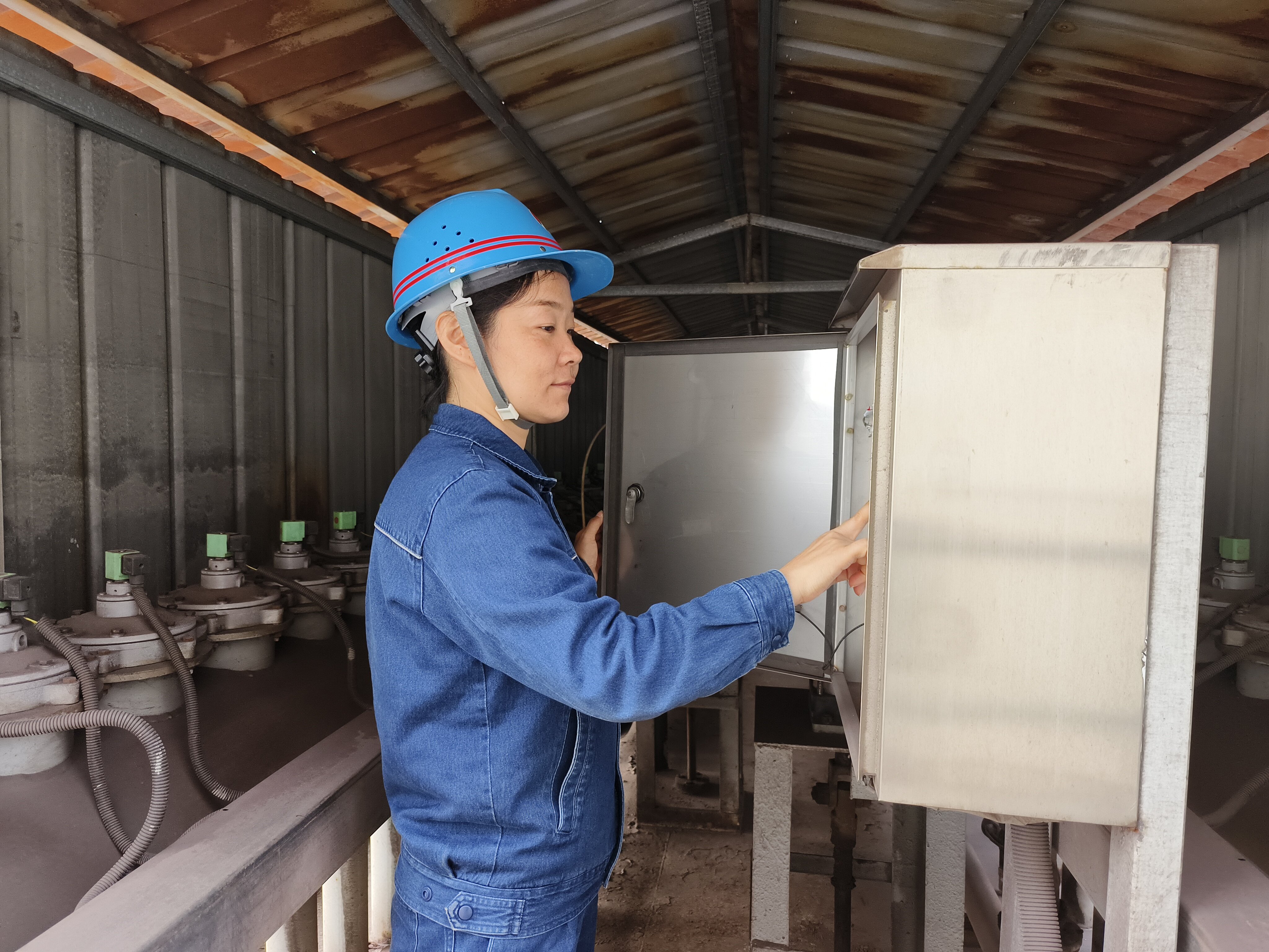 “兵頭將尾”的降本行動 “兵頭將尾”的降本行動