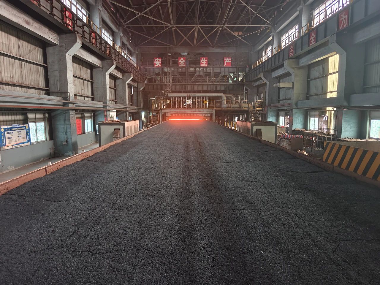 龍鋼公司450㎡燒結(jié)機系統(tǒng)檢修完美收官 龍鋼公司450㎡燒結(jié)機系統(tǒng)檢修完美收官